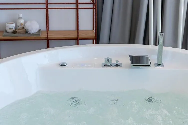 Hot Tub in Arkadia Hotel