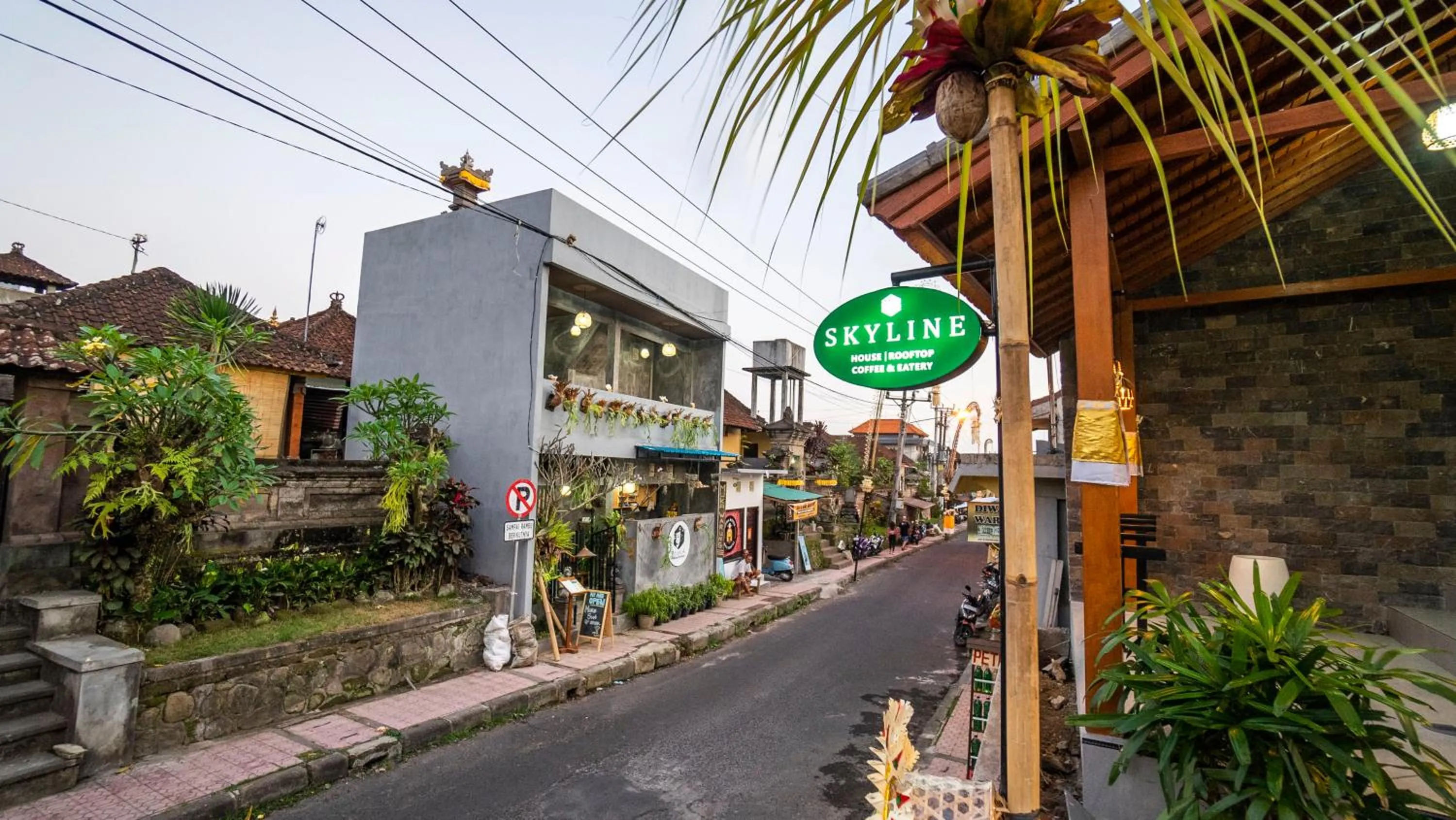 Property building in Skyline House Ubud View by EPS