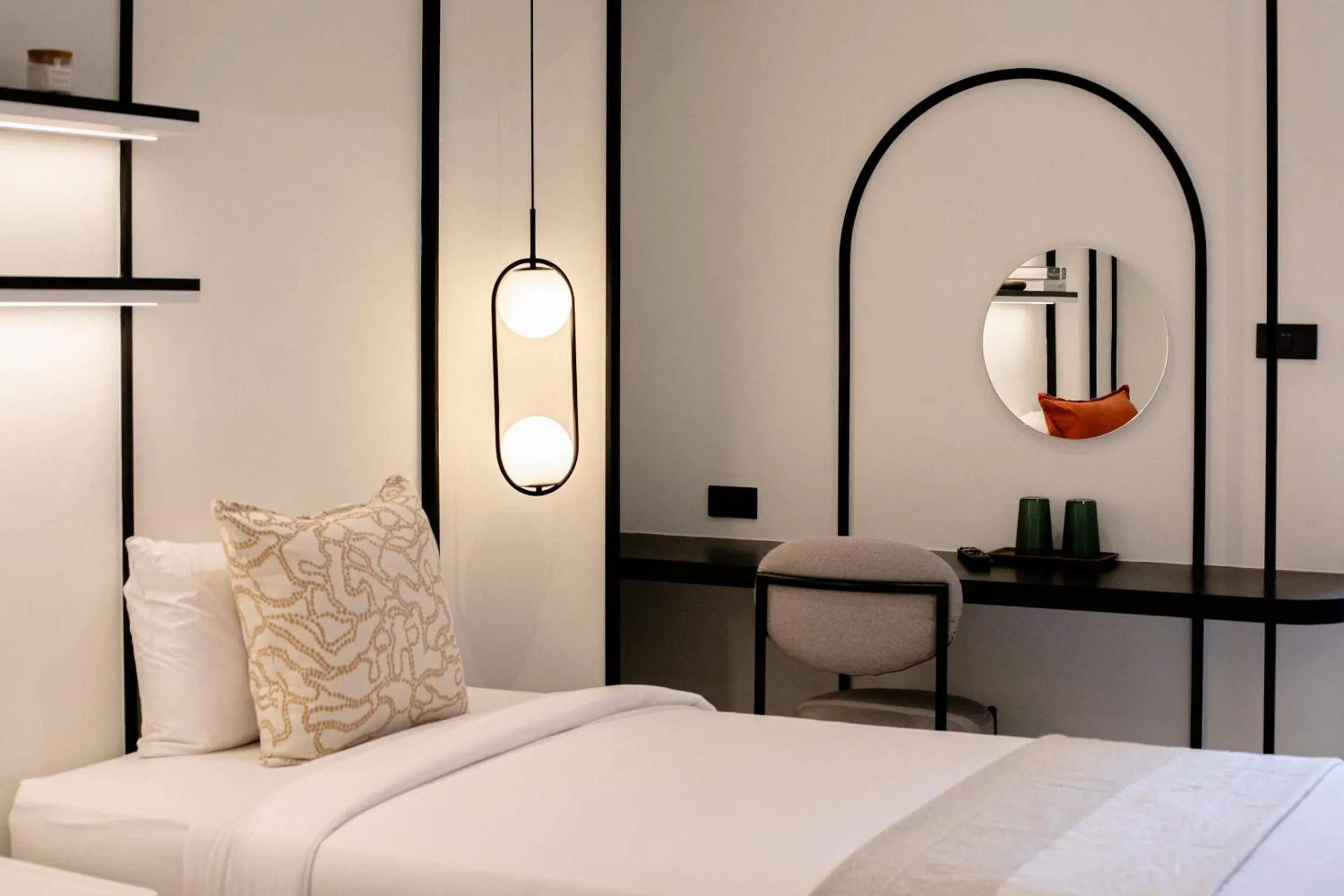 Bed in Pillow B Hotel