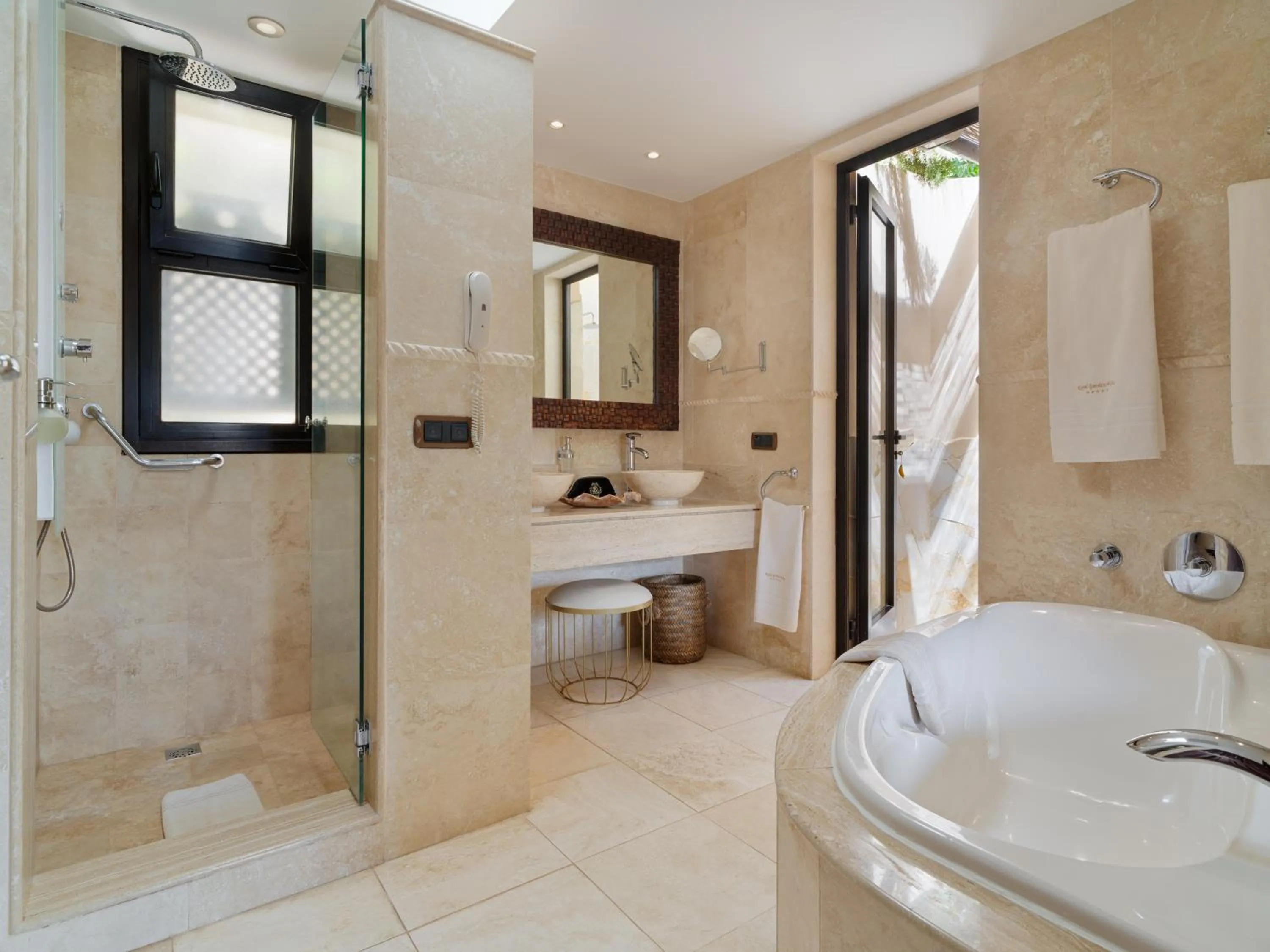 Bathroom in Royal Garden Villas, Luxury Hotel