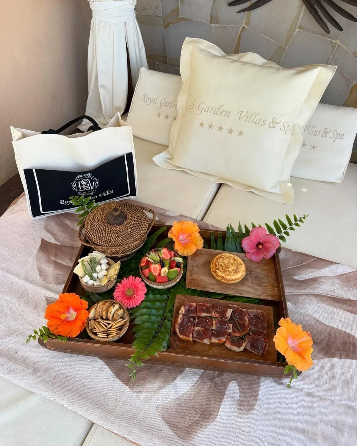 room service in Royal Garden Villas, Luxury Hotel