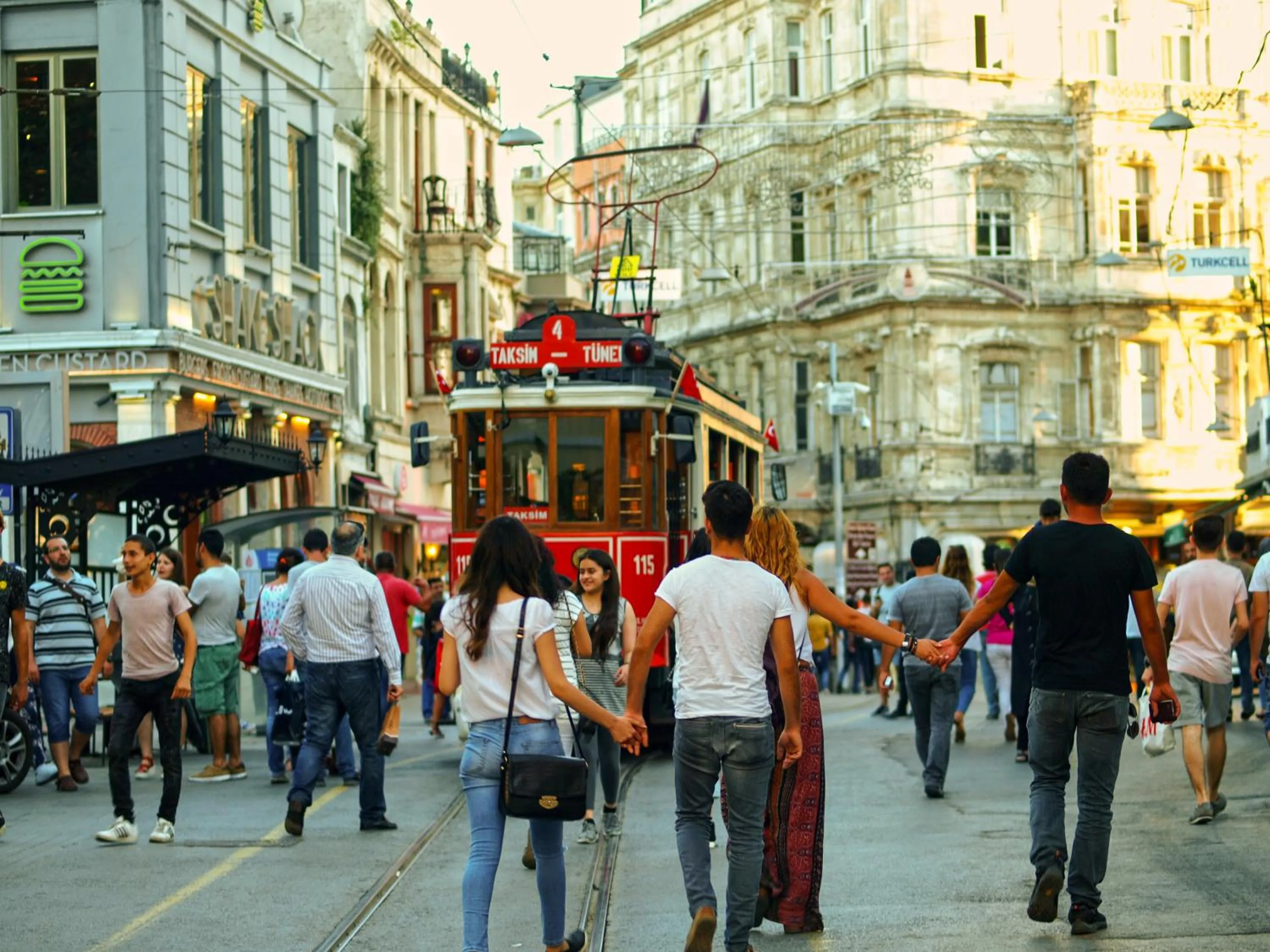 Nearby landmark in Riverside Hotel