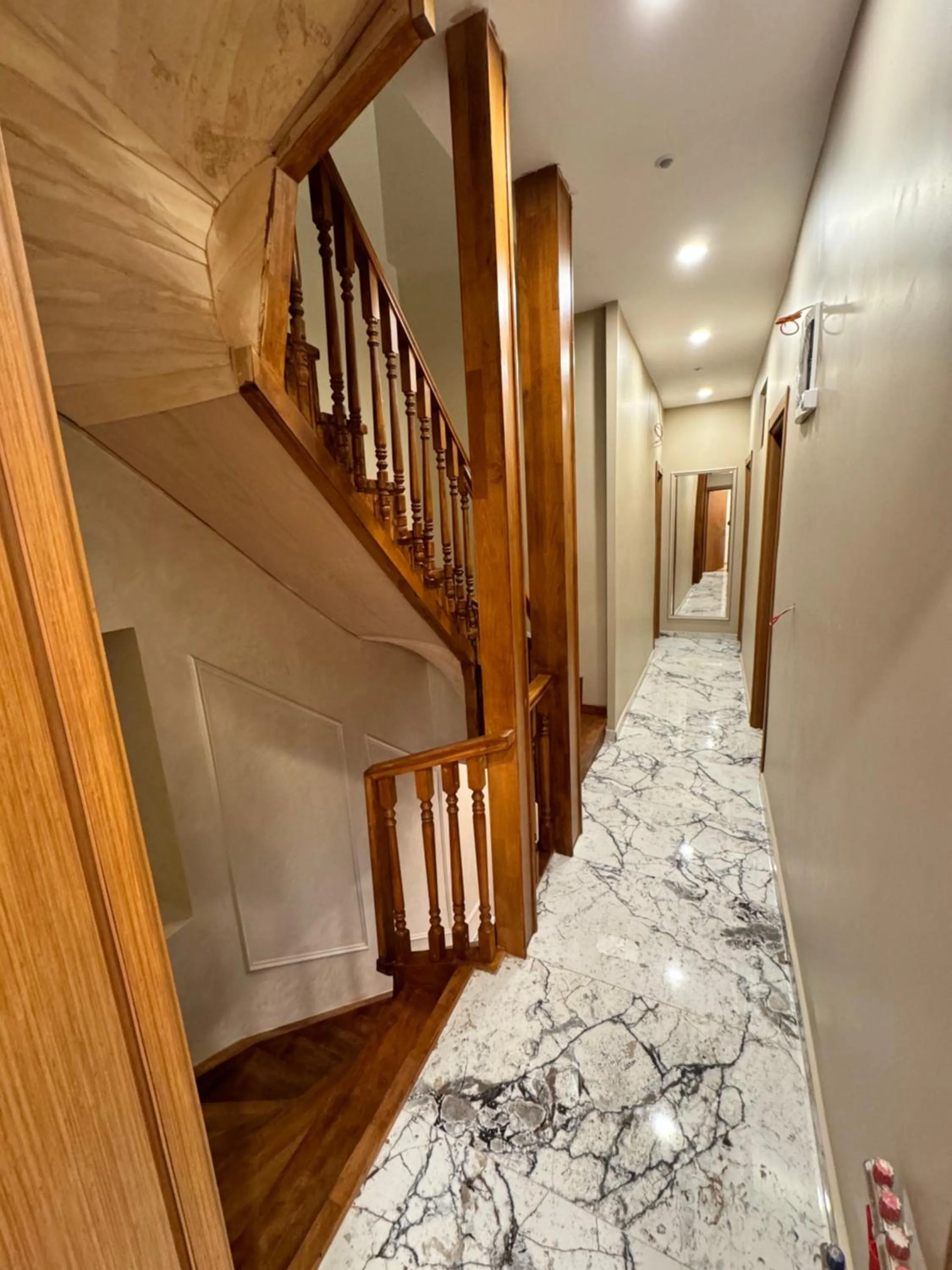 Floor plan in Riverside Hotel