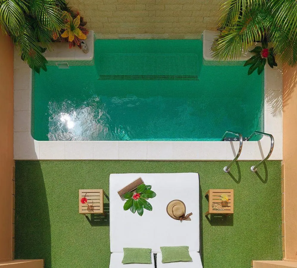 Photo of the whole room in Green Garden Eco Resort & Villas