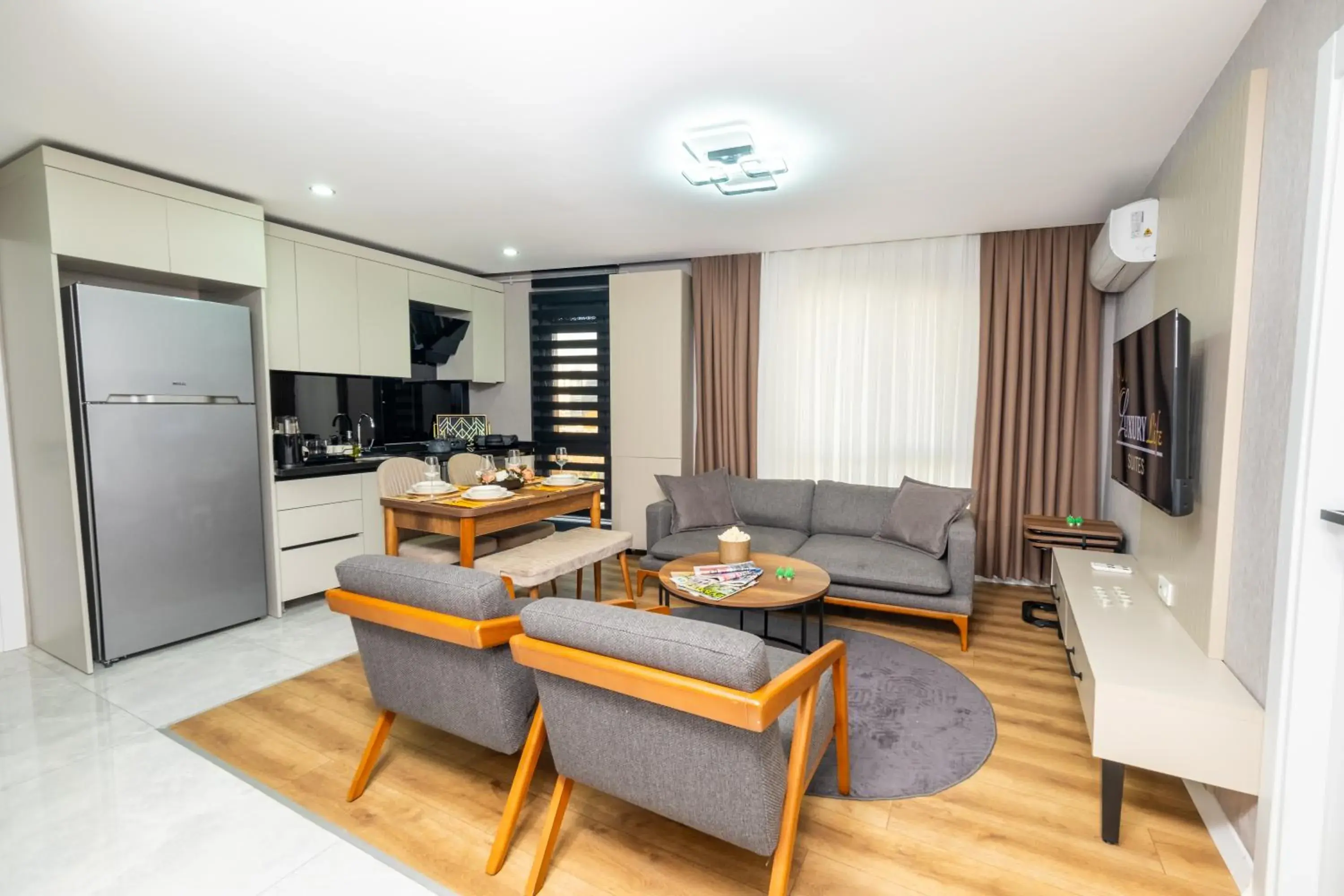 Luxury Life Suites Luxury Life Suites