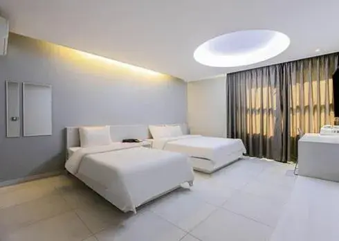 Double or Twin Room in Wolmido Ruby Hotel Double or Twin Room in Wolmido Ruby Hotel