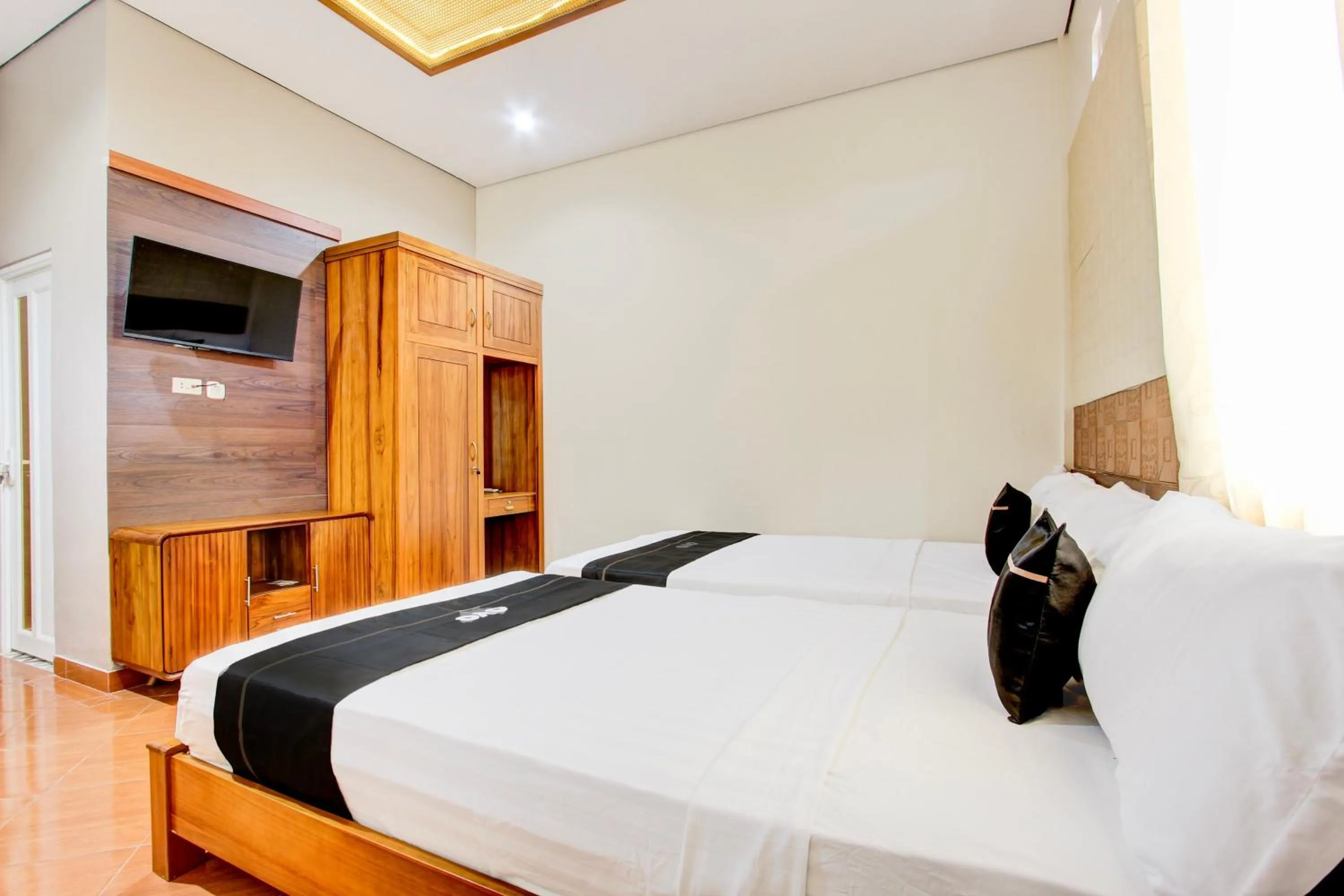 Capital O 93994 Dalem Kamulyan Syariah Guest House