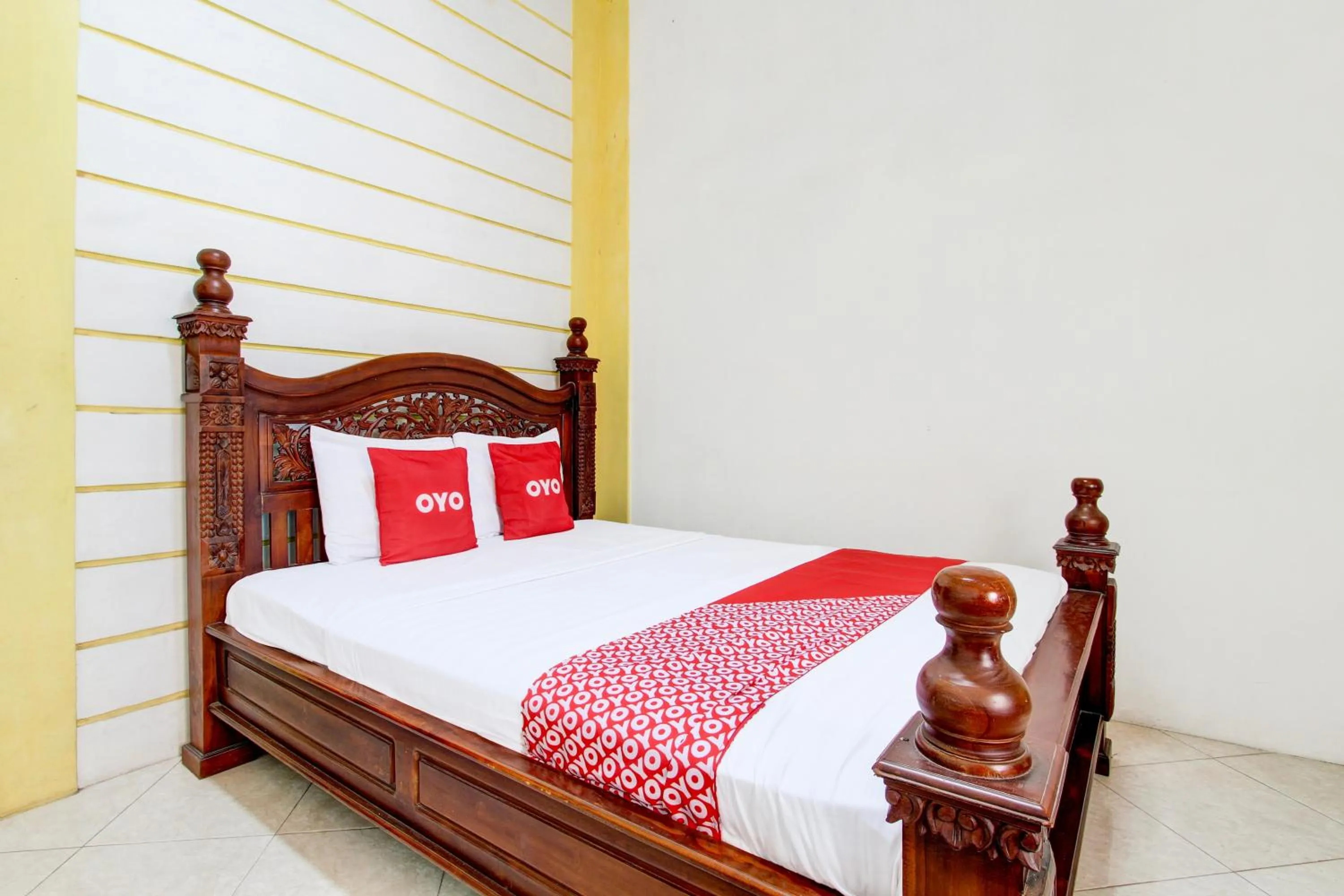 Bedroom, Bed in Hotel O Omah Citra Genia Homestay