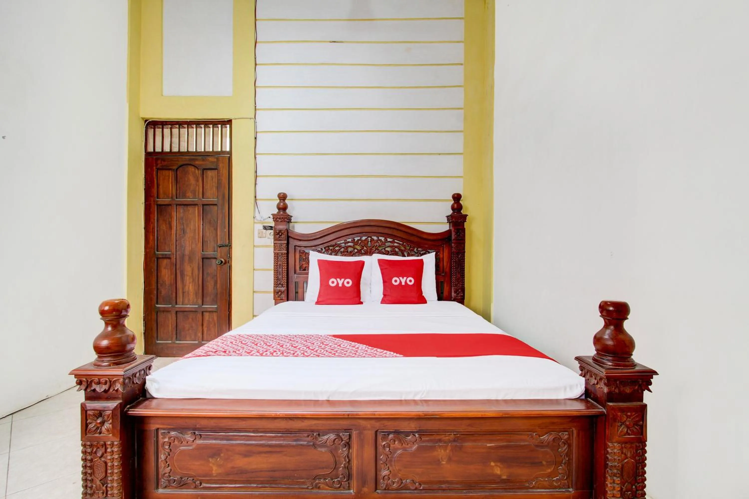 Bedroom, Bed in Hotel O Omah Citra Genia Homestay