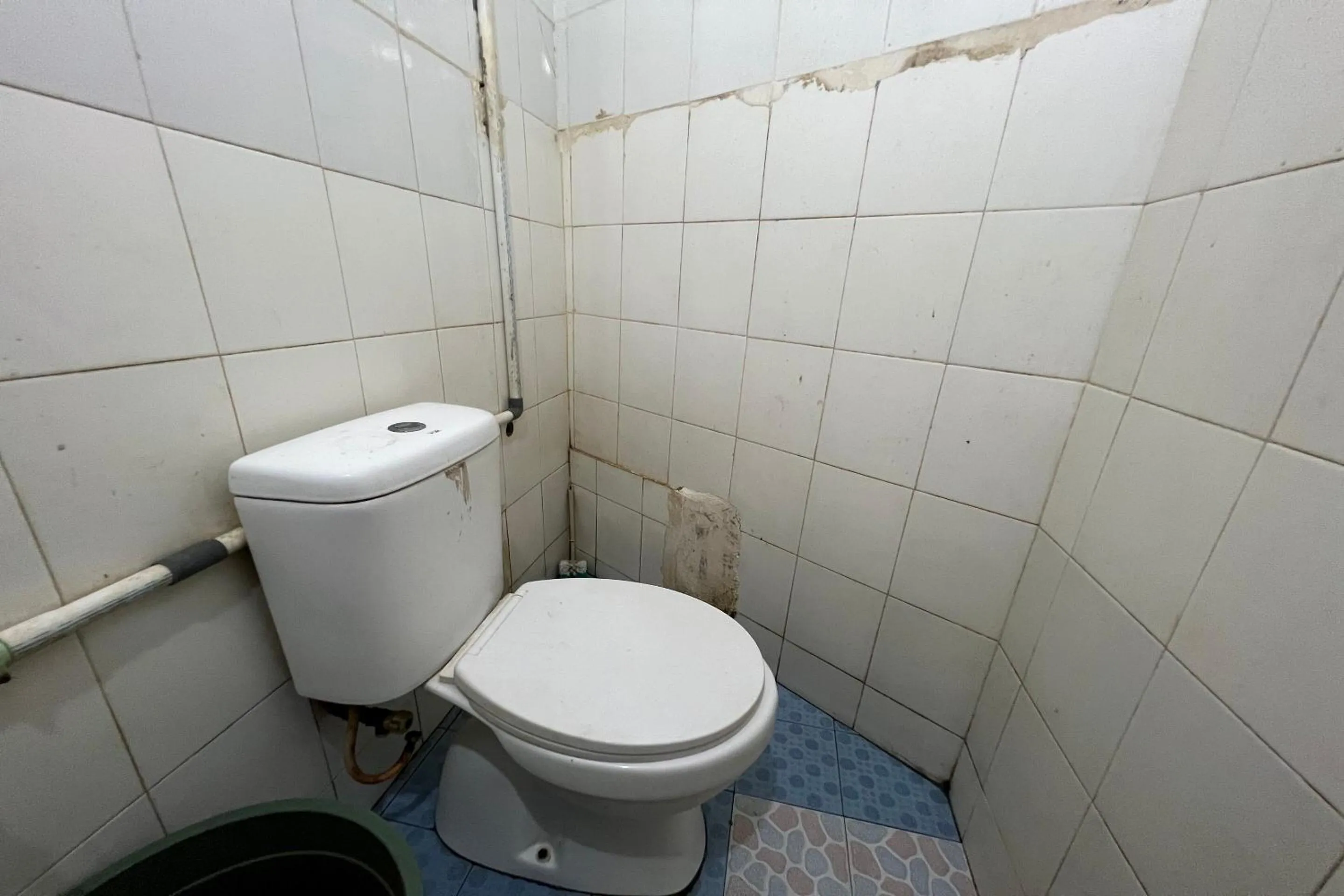 Bathroom in Hotel O Kost Stan