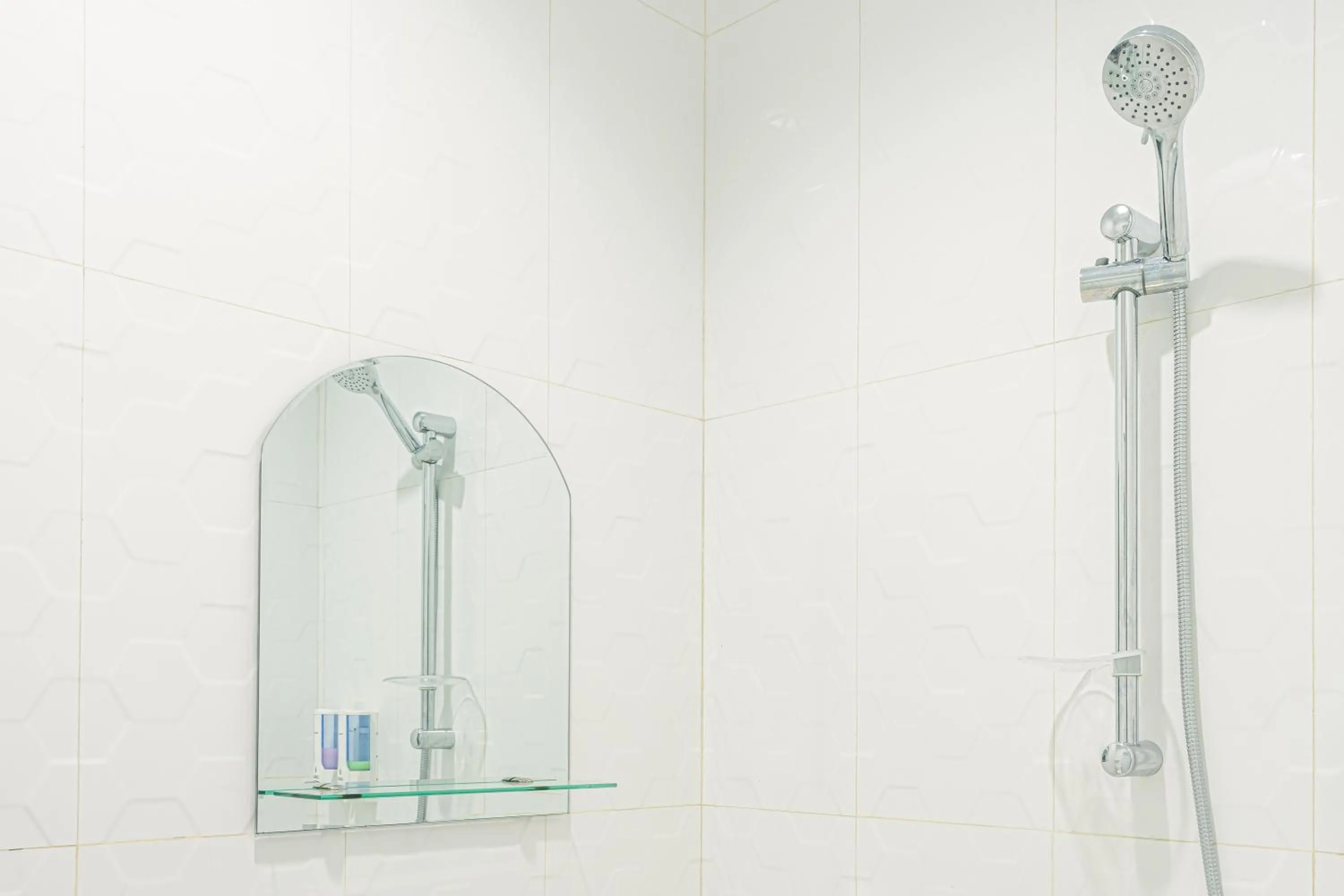 Bathroom in RedDoorz at Uma Arda Hometown