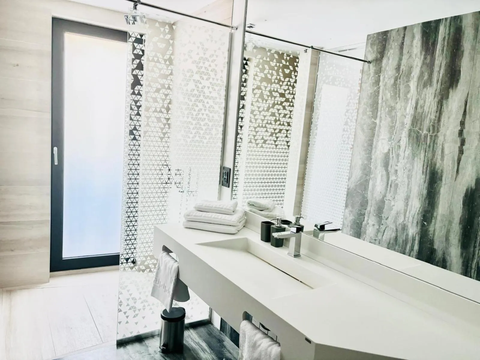 Bathroom in CM111Apparthotel