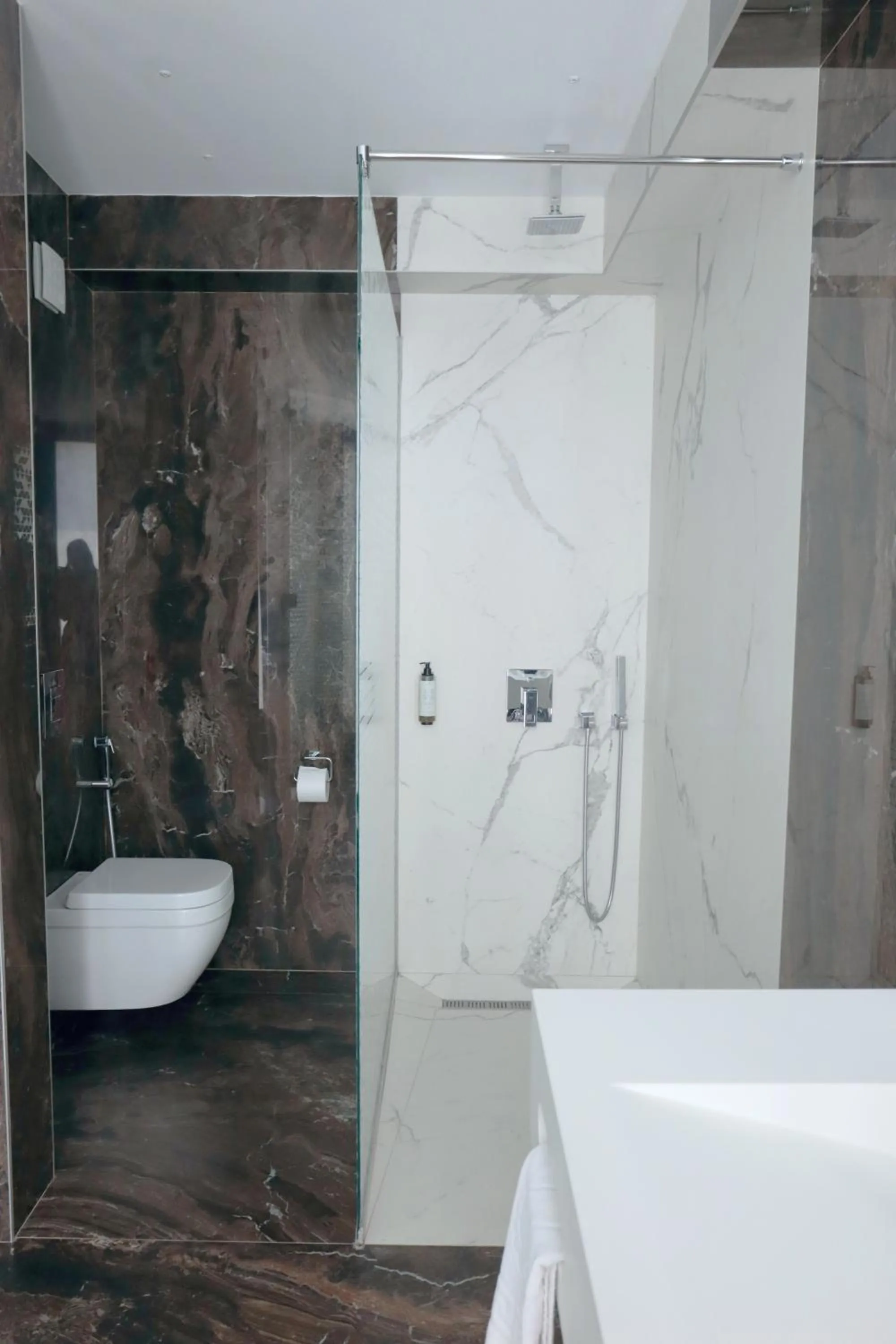 Bathroom in CM111Apparthotel