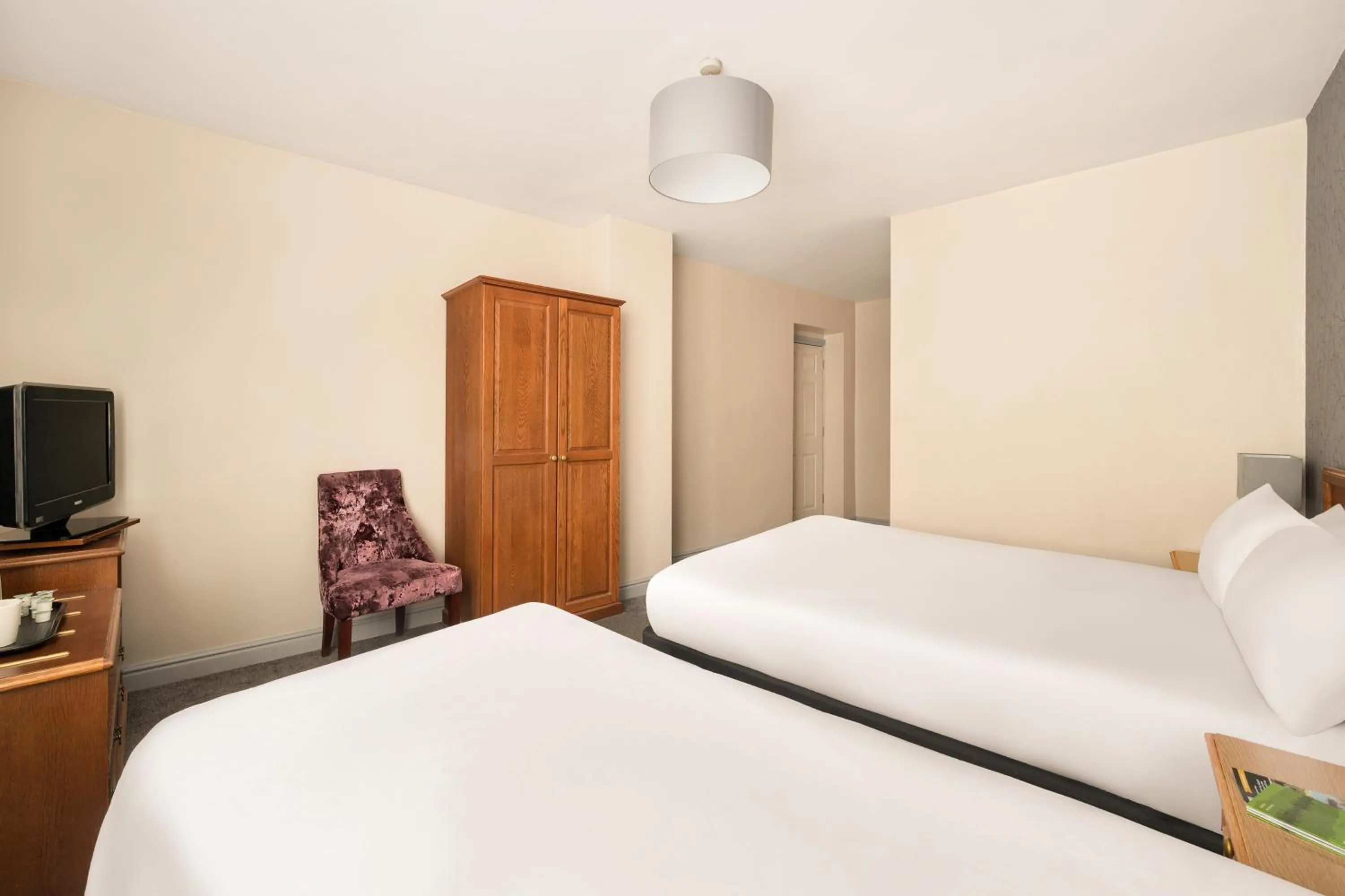 Bedroom, Bed in The County Hotel