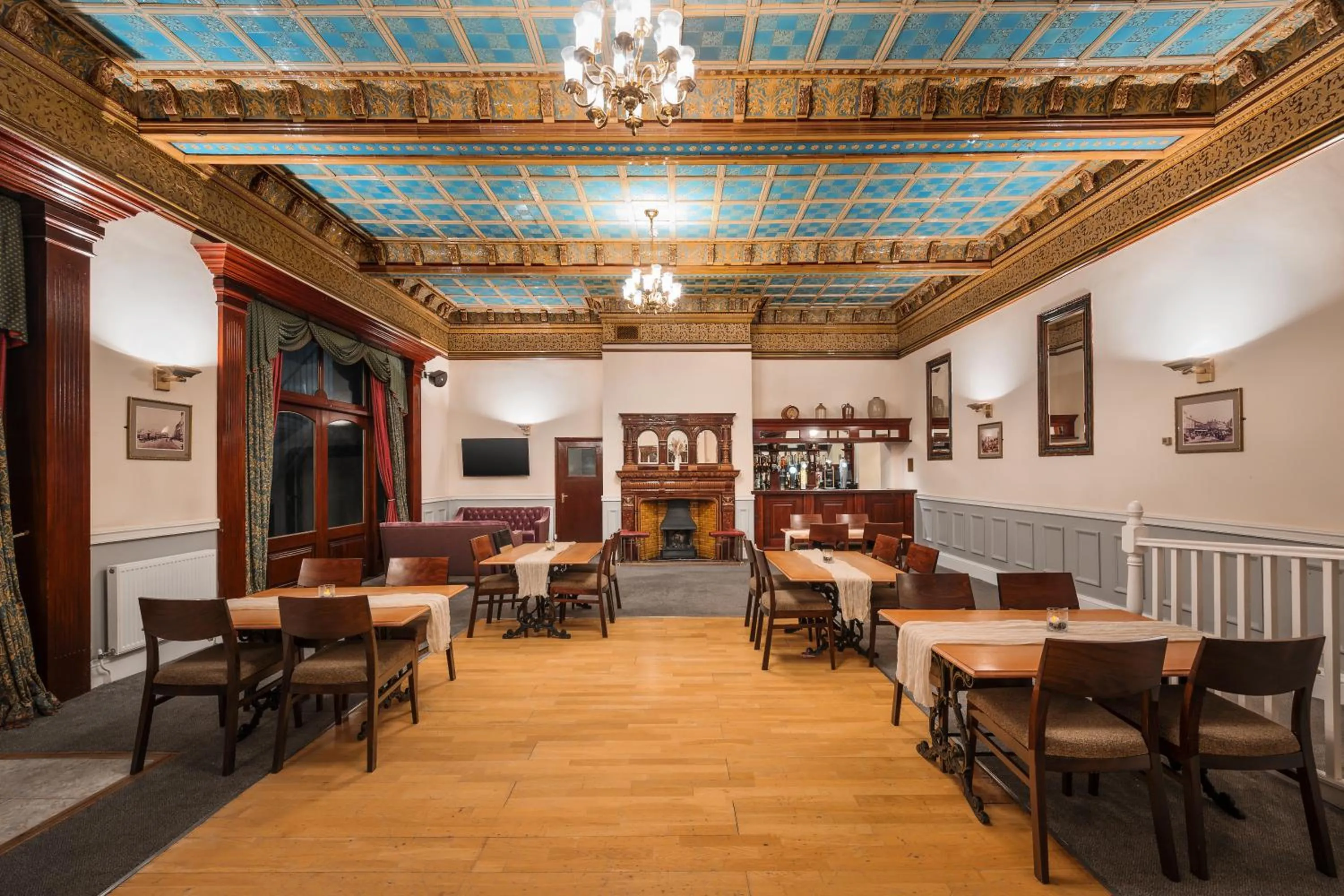 Lounge or bar in The County Hotel