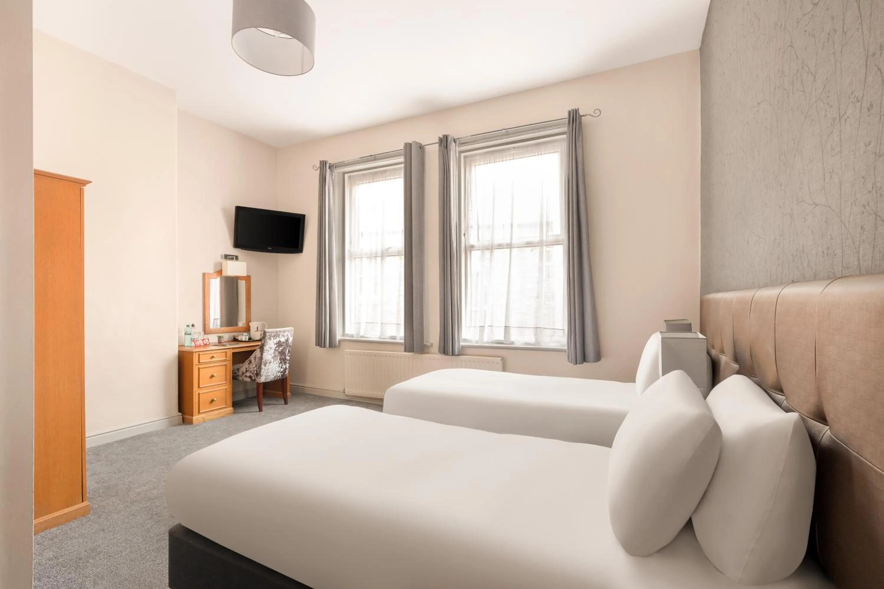 Bedroom, Bed in The County Hotel