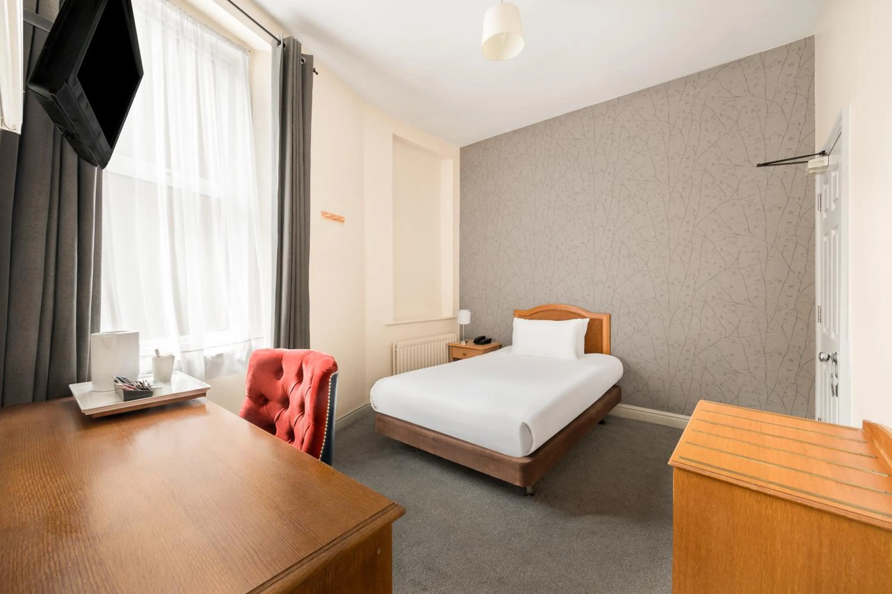 Bedroom, Bed in The County Hotel