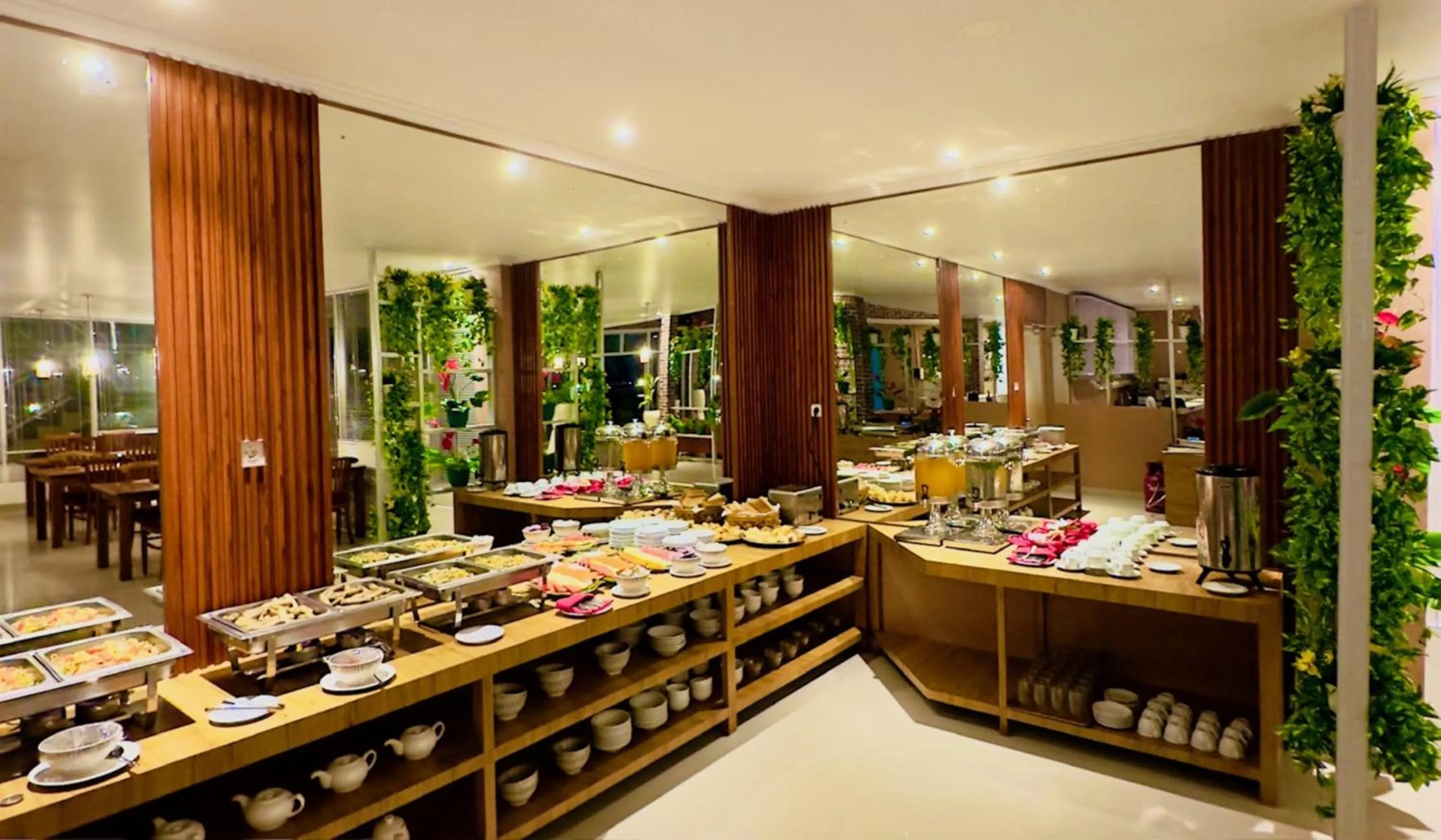 Breakfast in The Pandan Sari Hotel