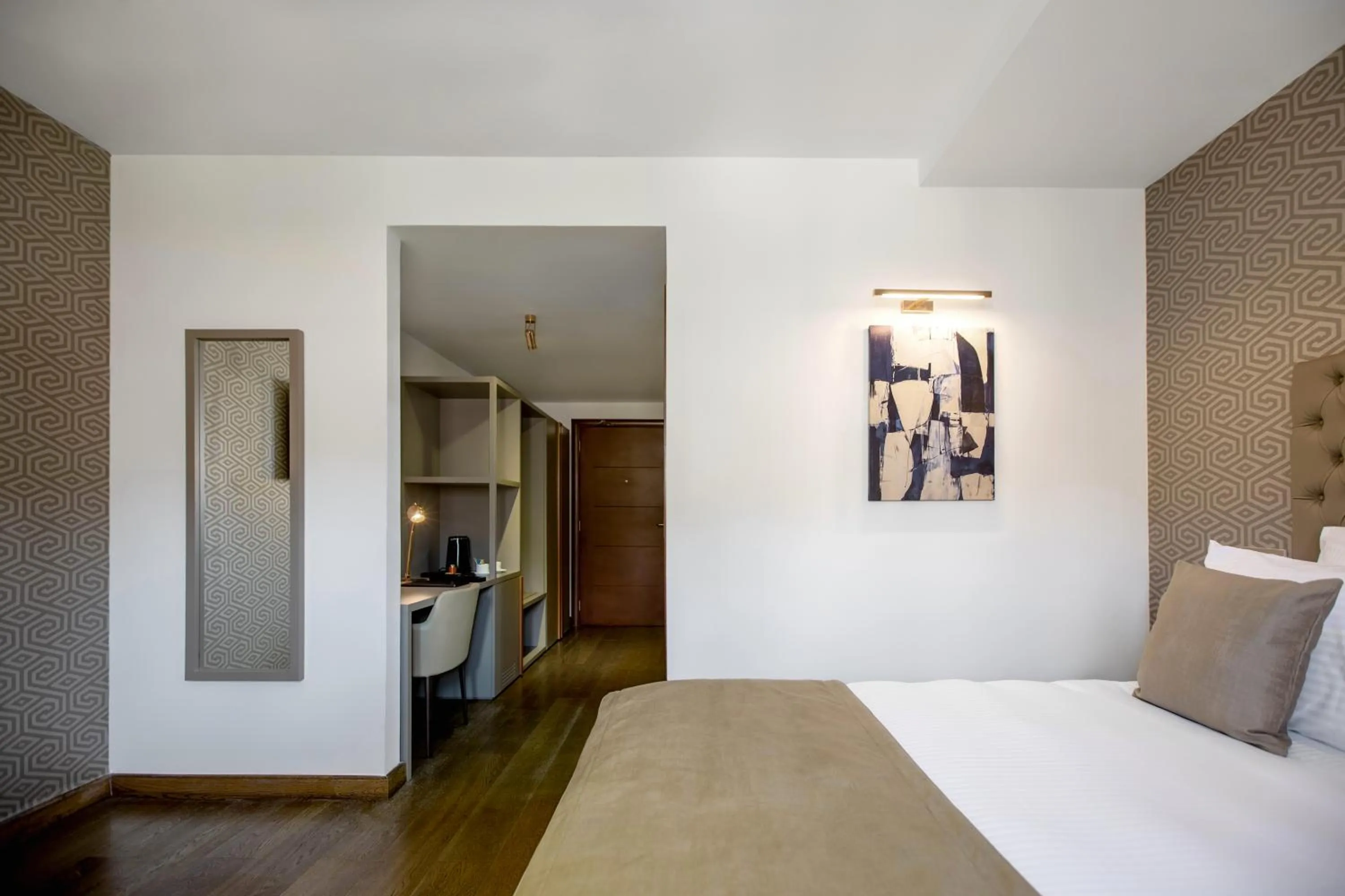 Photo of the whole room, Bed in Hôtel RALF