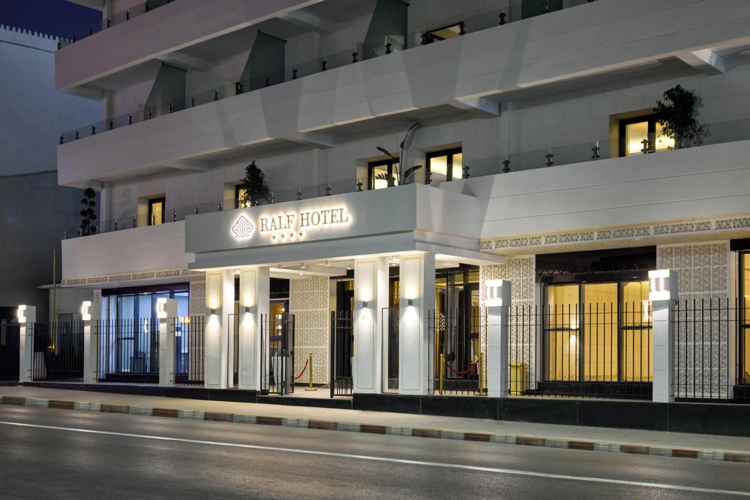 Property building in Hôtel RALF