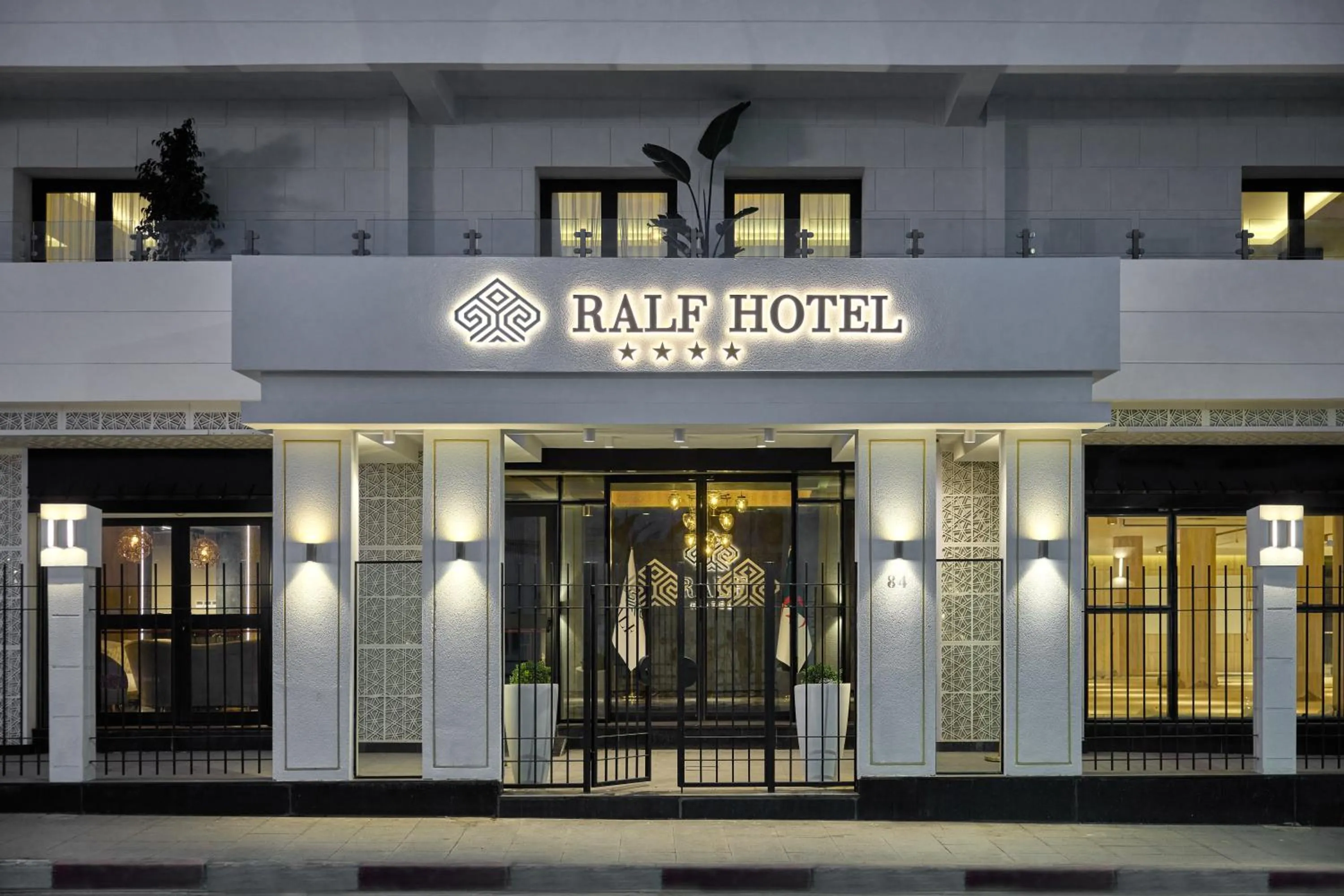 Property building in Hôtel RALF