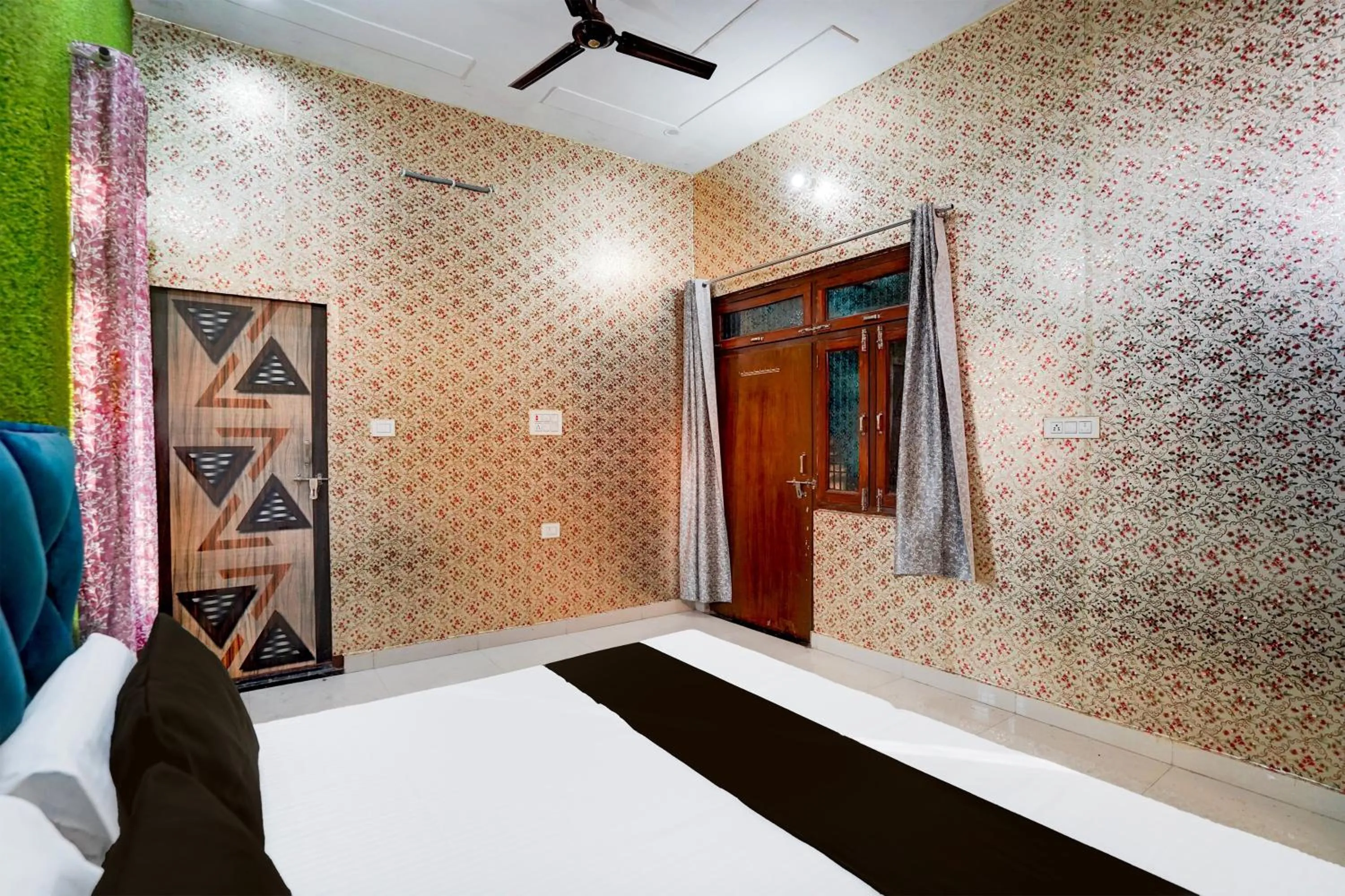 Bedroom, Bed in SPOT ON PARKS HOTEL