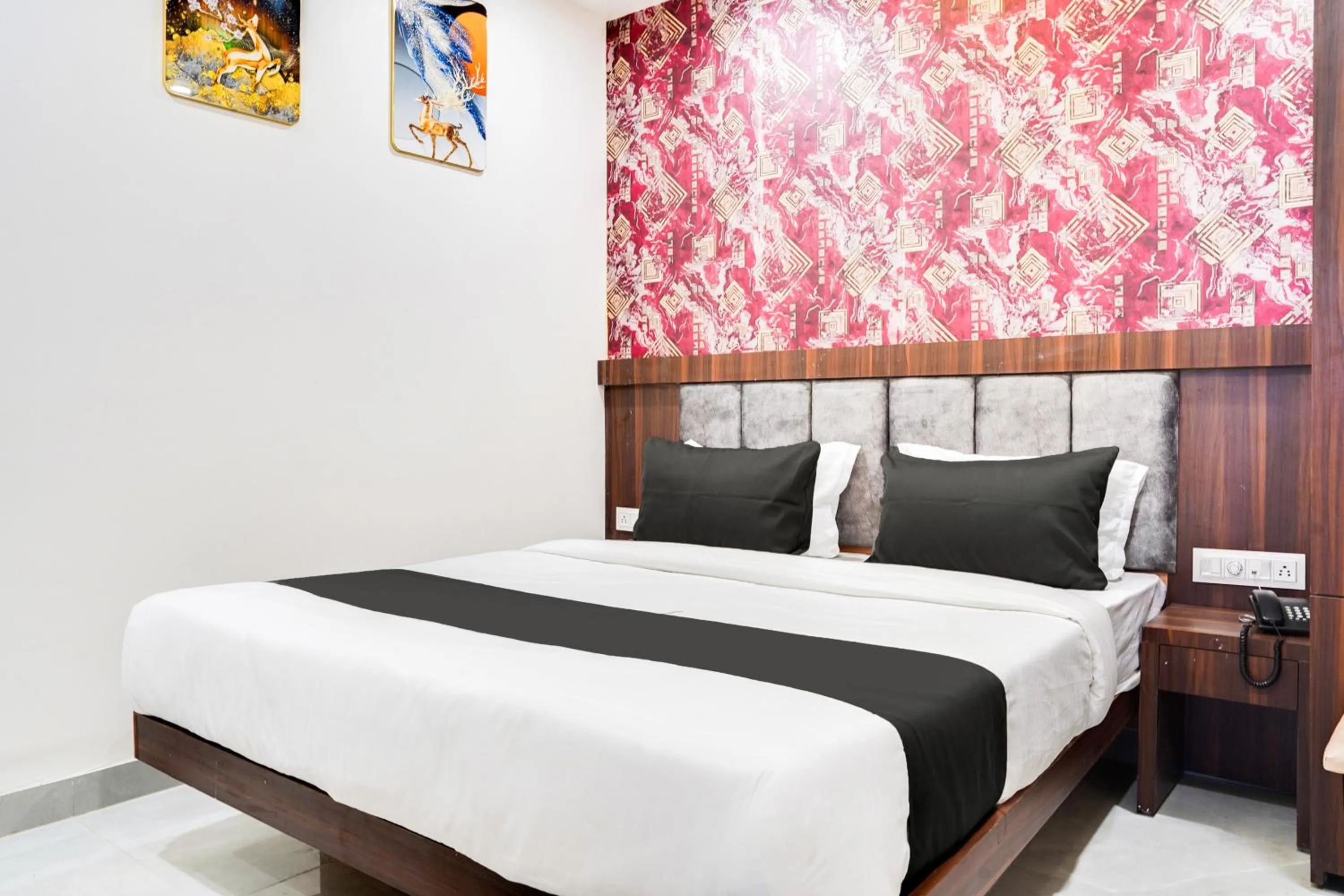 Bedroom, Bed in Super Collection O Panchvati Regency