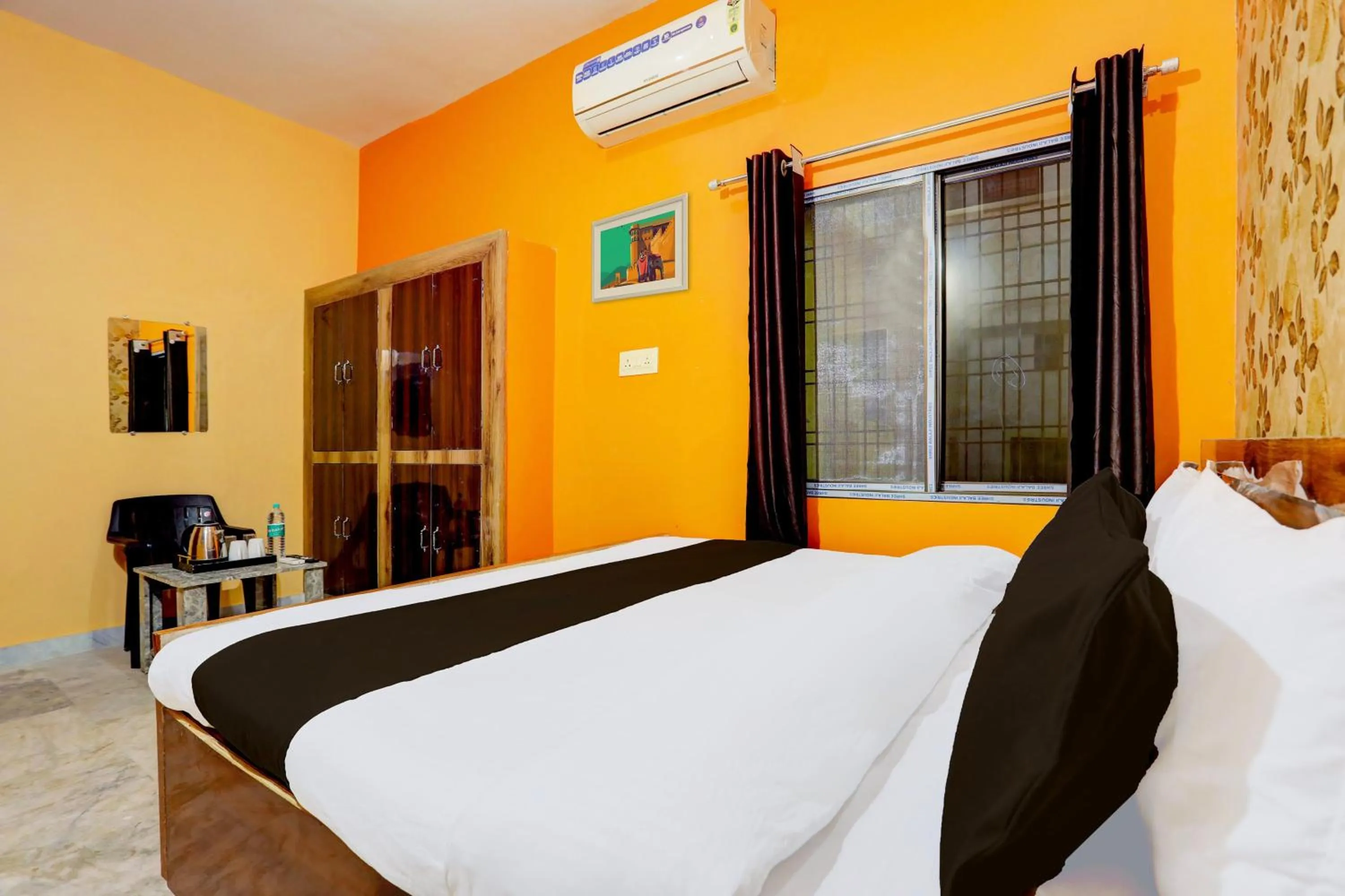 Bedroom, Bed in Hotel O Value