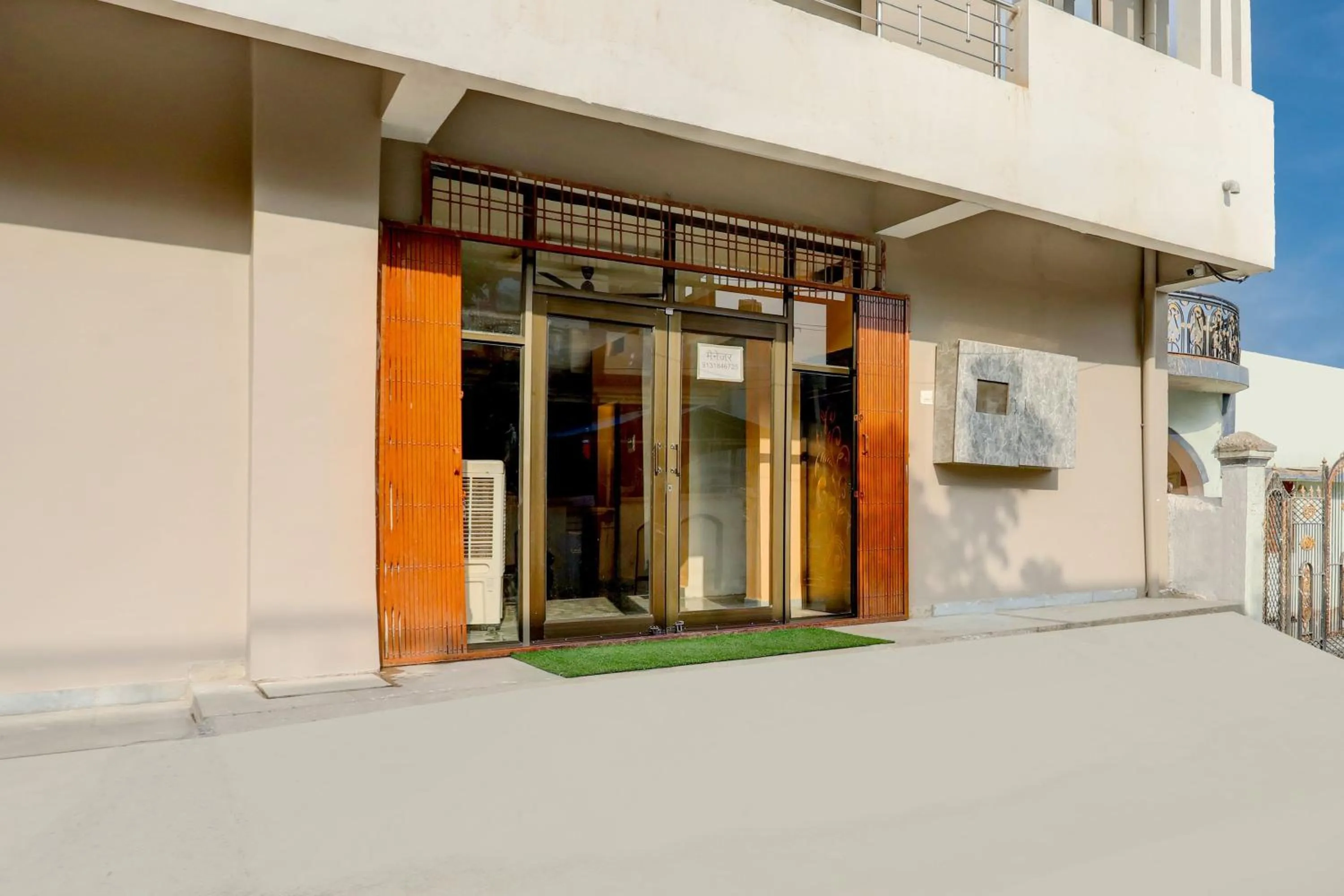 Facade/entrance in Hotel O Value