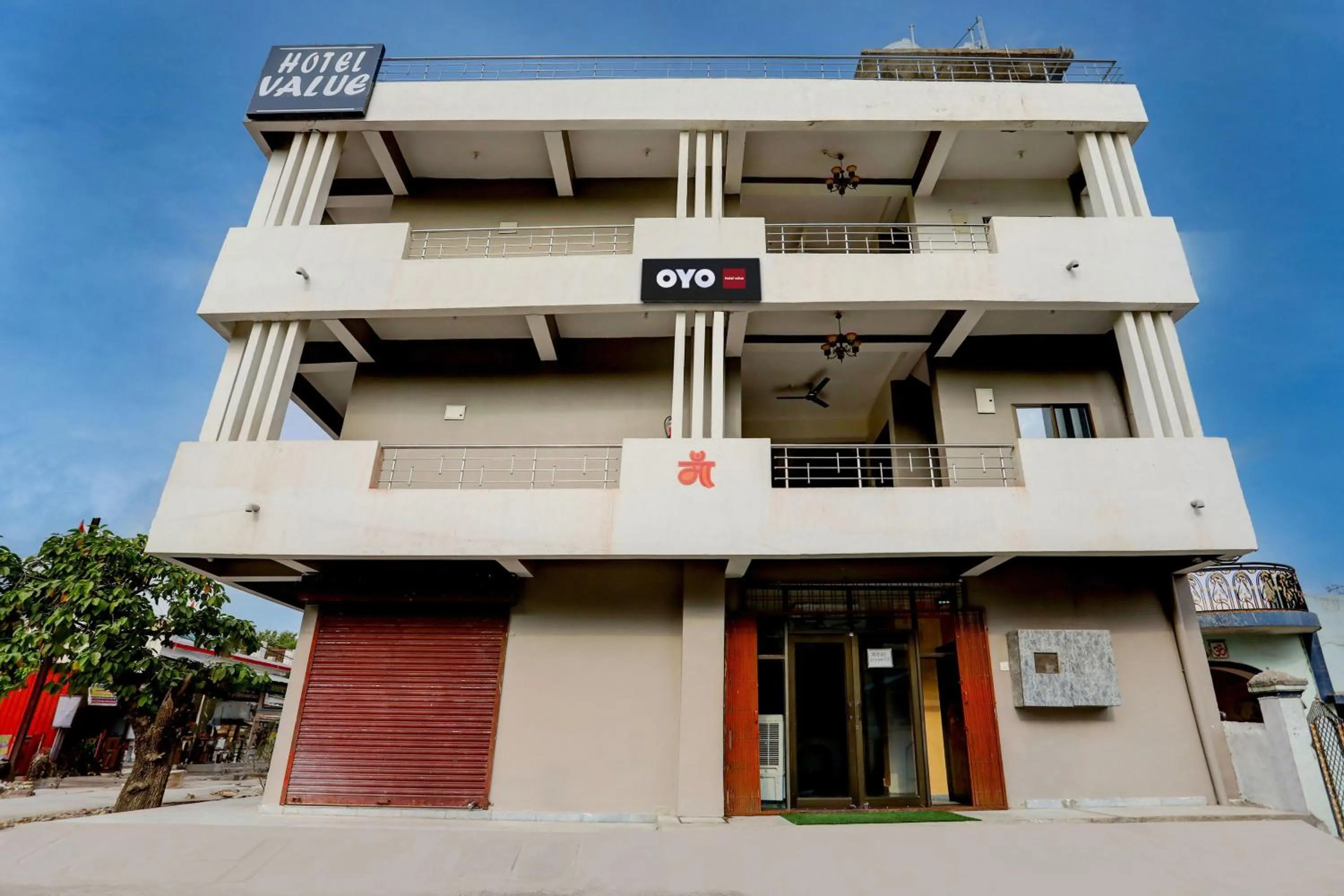 Facade/entrance in Hotel O Value