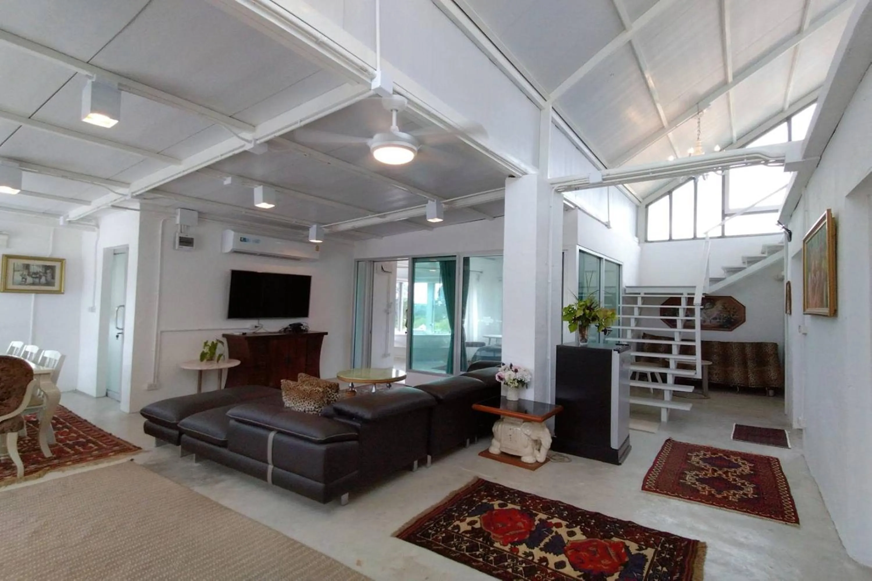 TV and multimedia in Khao Chi Chan Resort