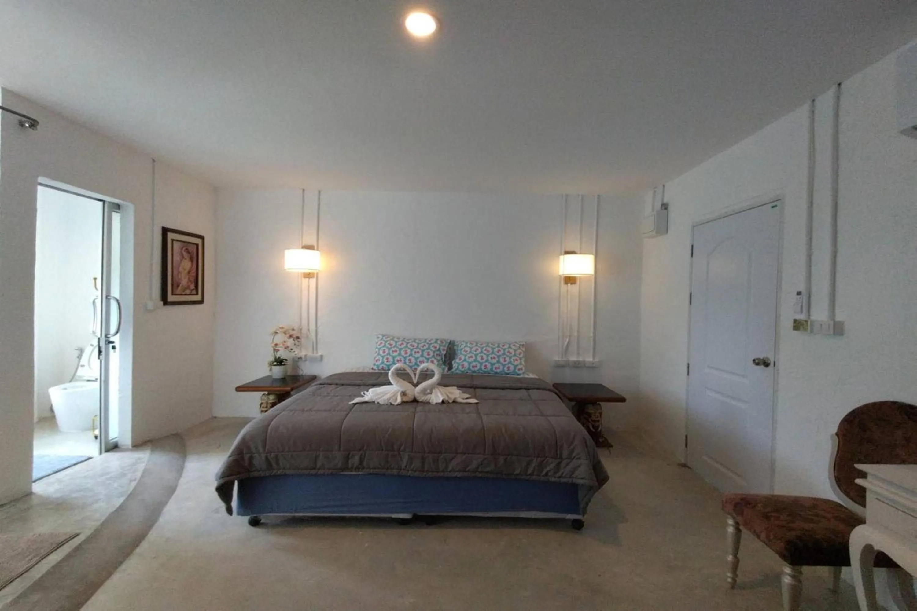 Photo of the whole room, Bed in Khao Chi Chan Resort