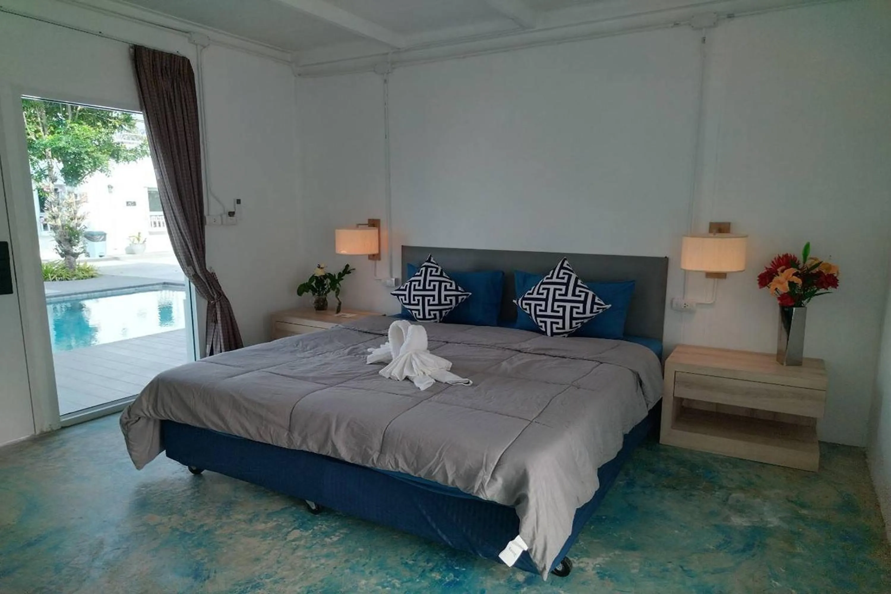 Bed in Khao Chi Chan Resort