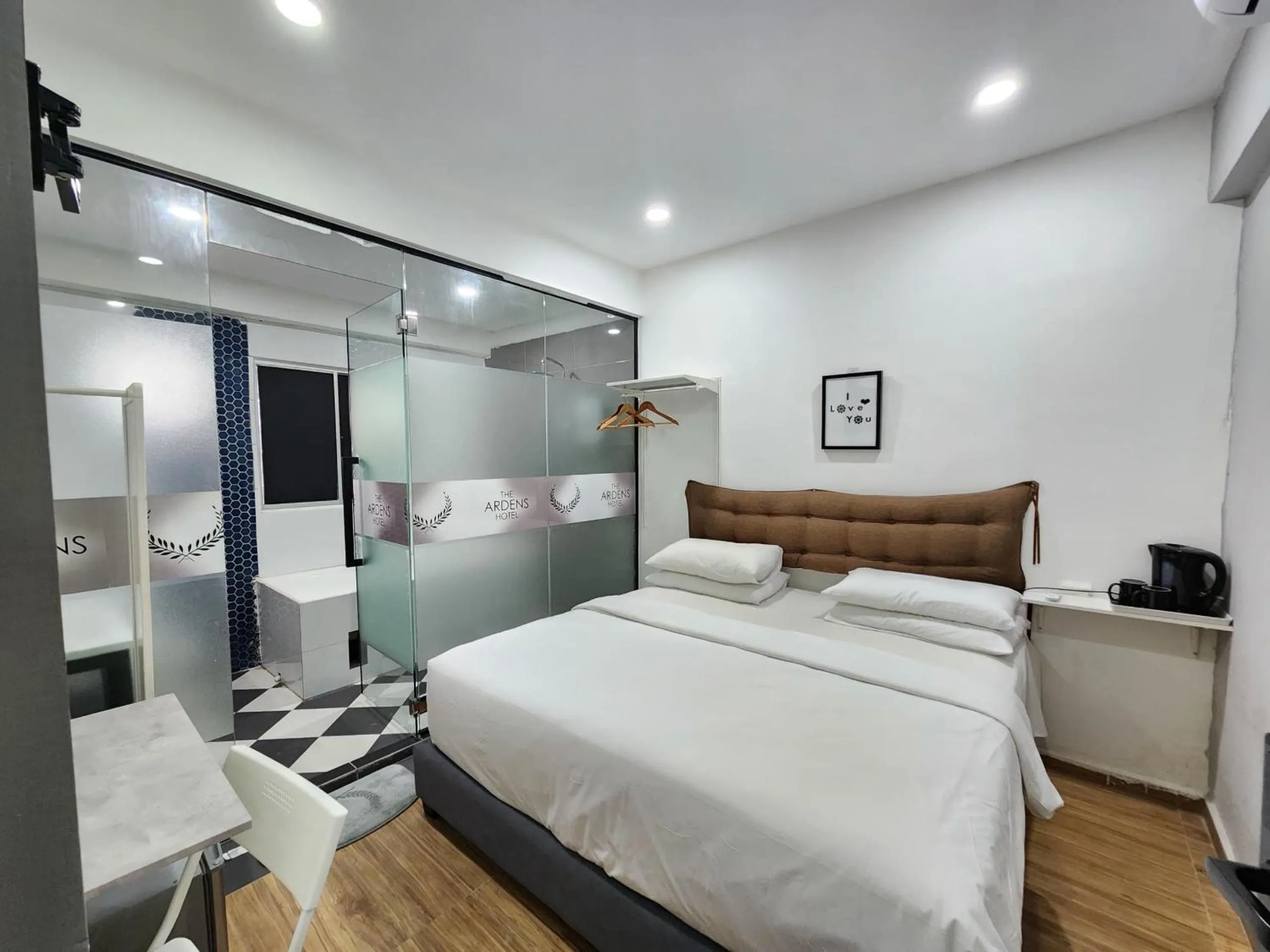 Bed in The Ardens Hotel - Taman Sentosa, Johor Bahru