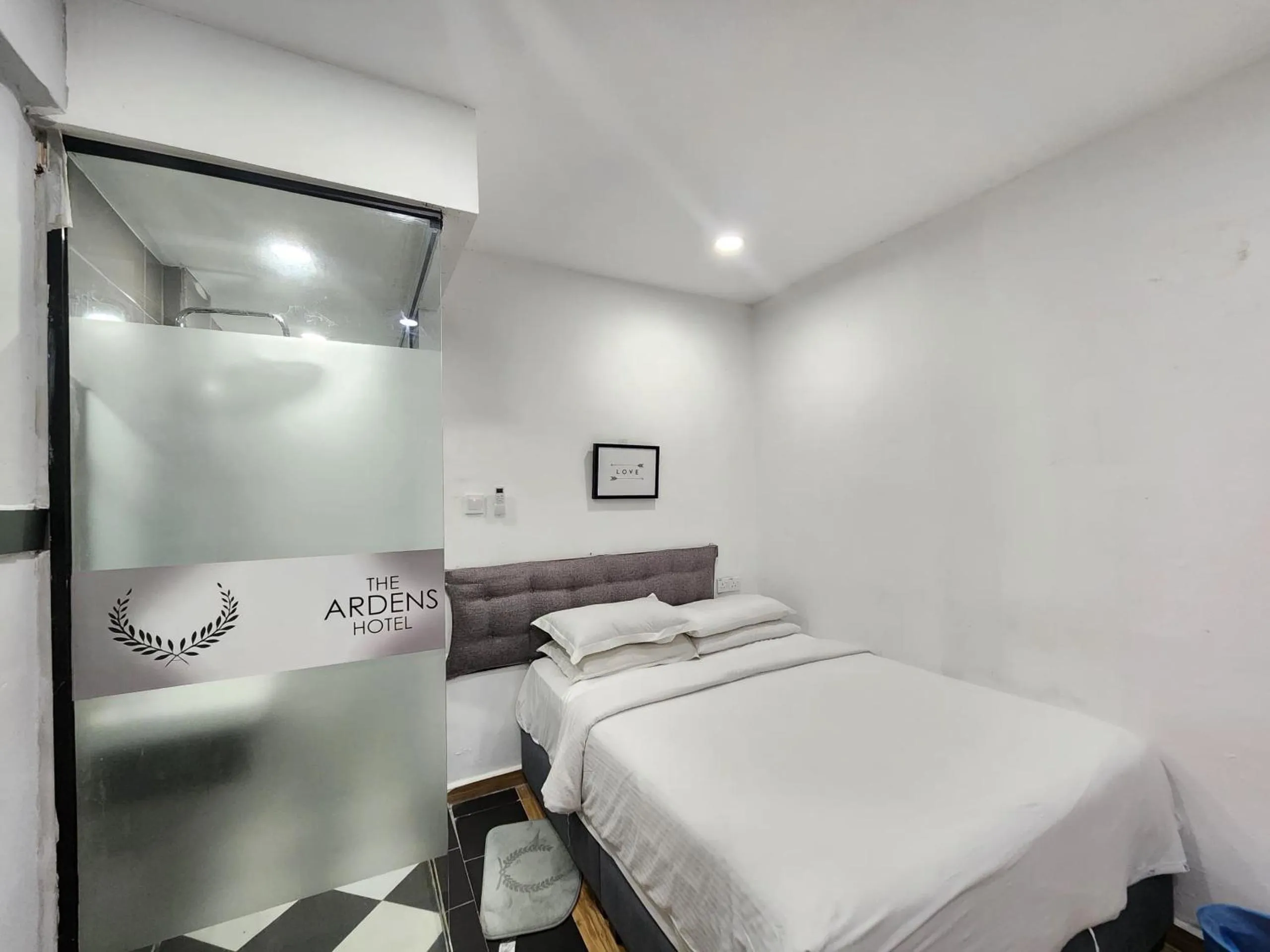 Bed in The Ardens Hotel - Taman Sentosa, Johor Bahru