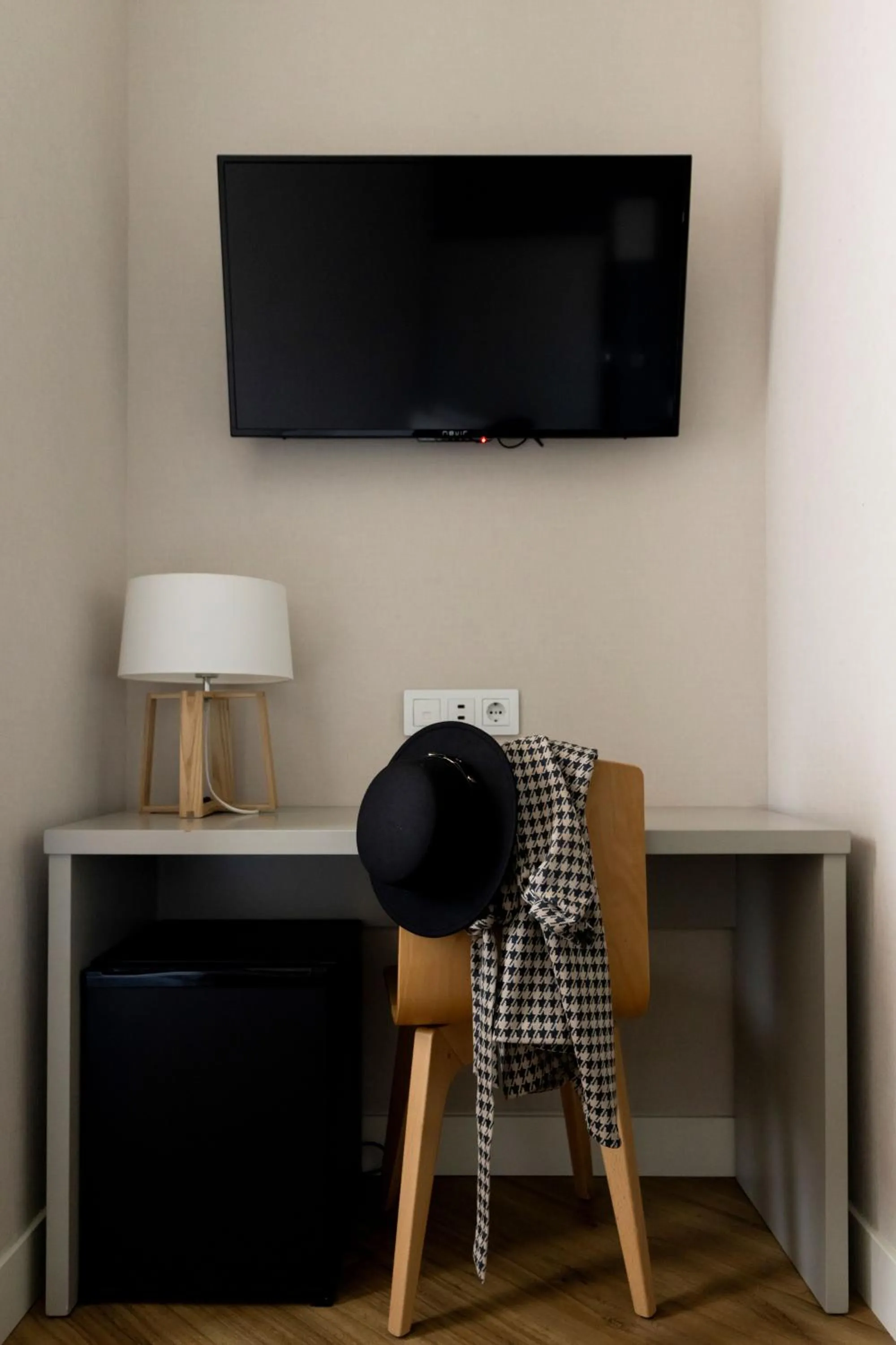 TV and multimedia in Hotel PAX Torrelodones