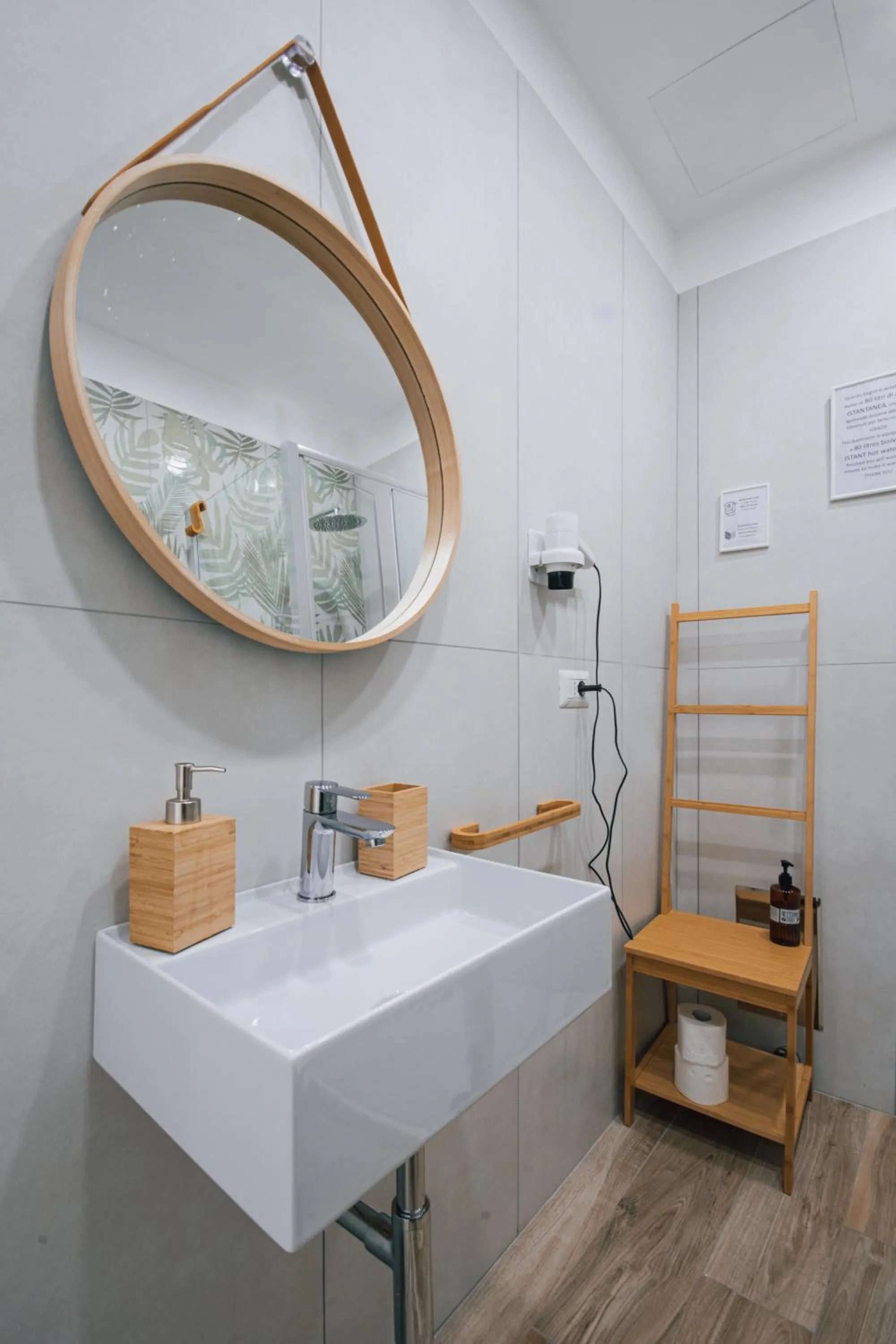 Bathroom in B&B Lara's Home by I Borbone