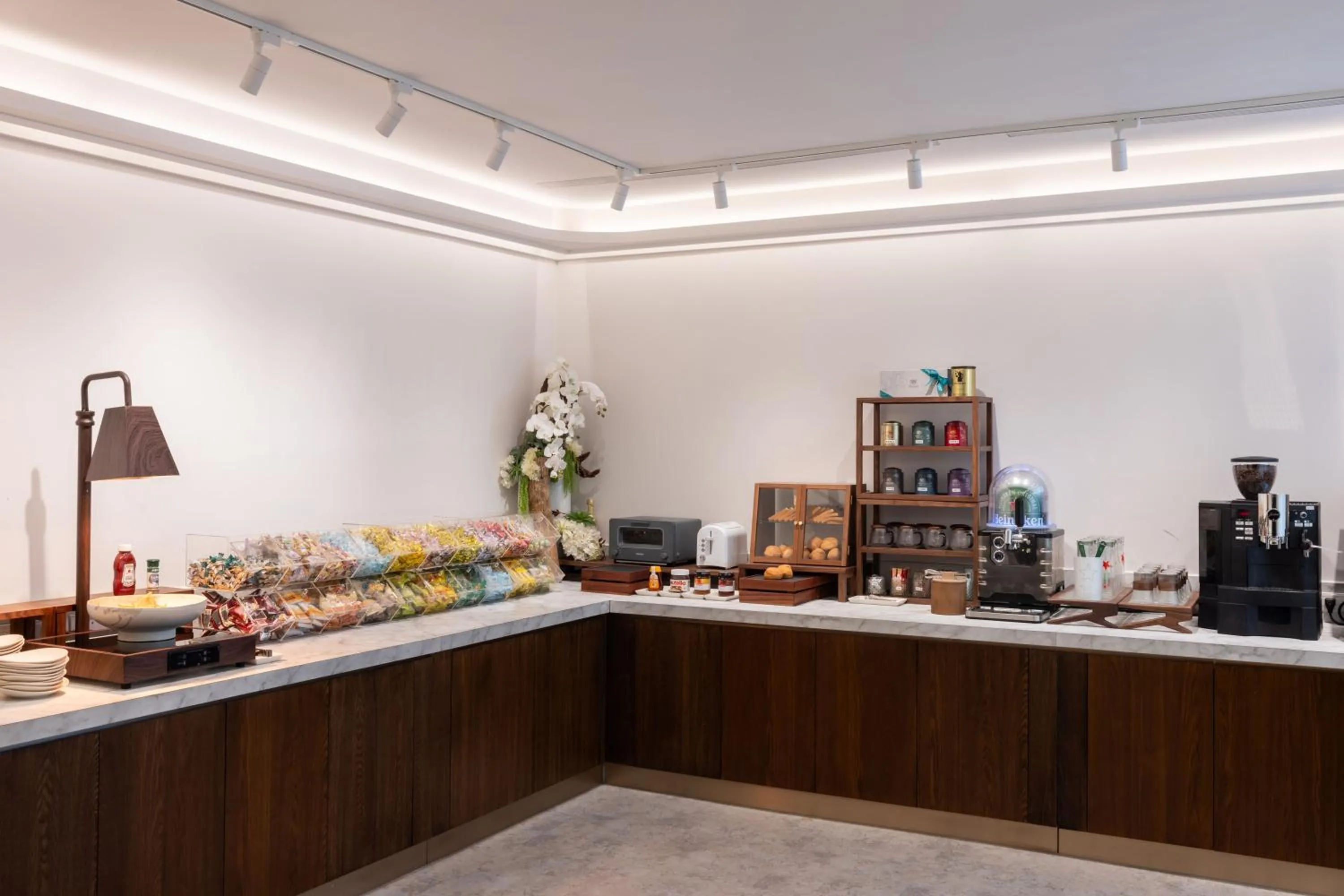 Restaurant/places to eat in Voyage Kaohsiung By Cosmos Oasis