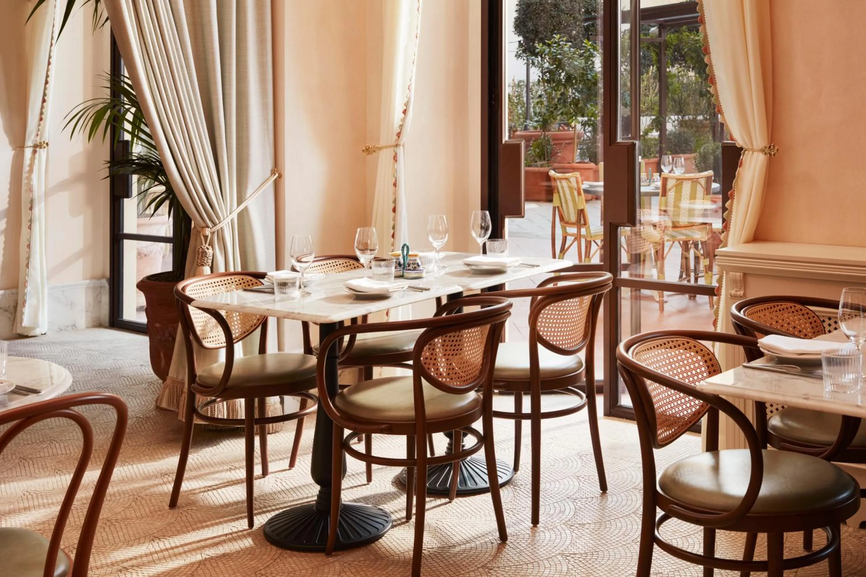 Property building in The Hoxton, Florence