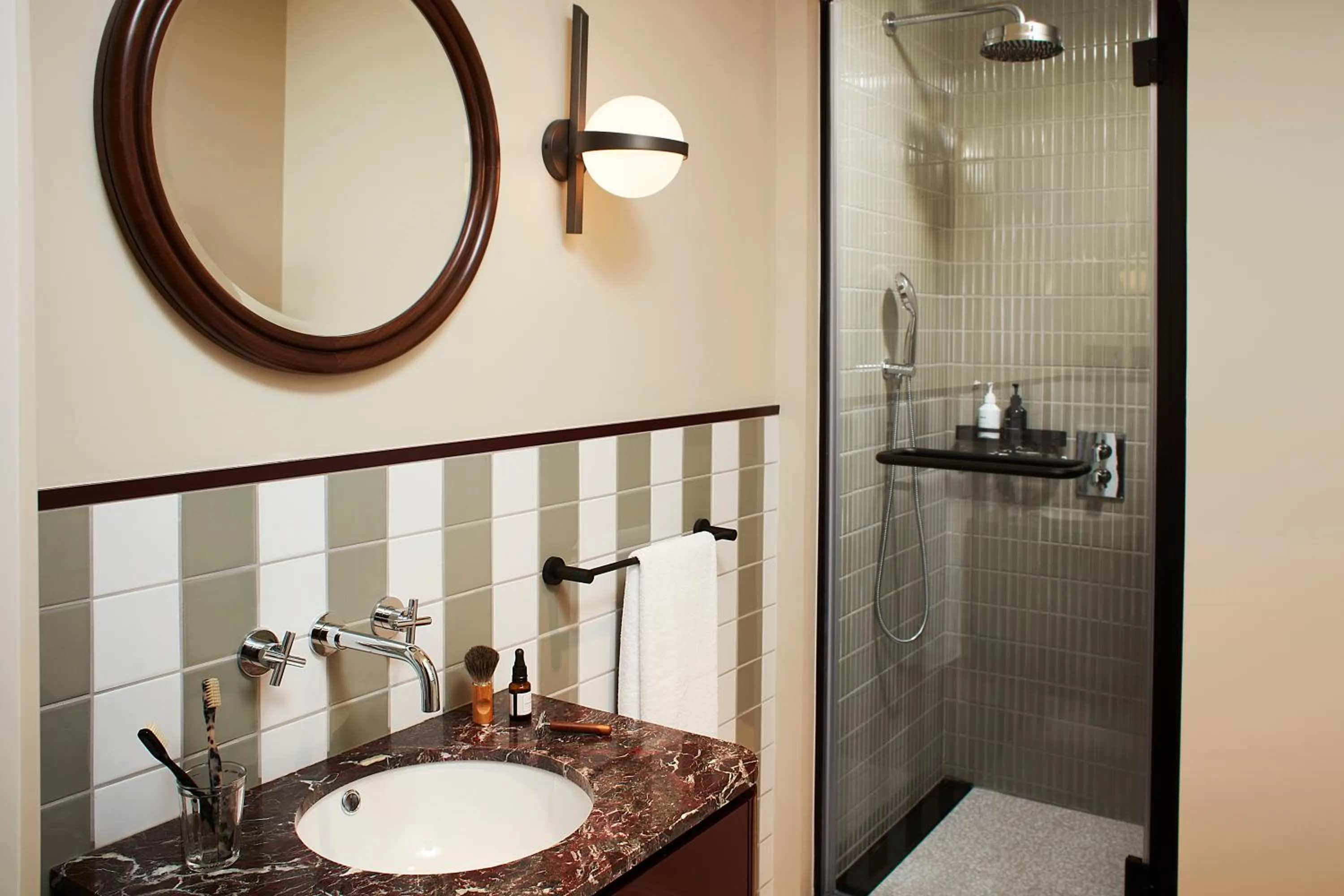 Shower in The Hoxton, Florence