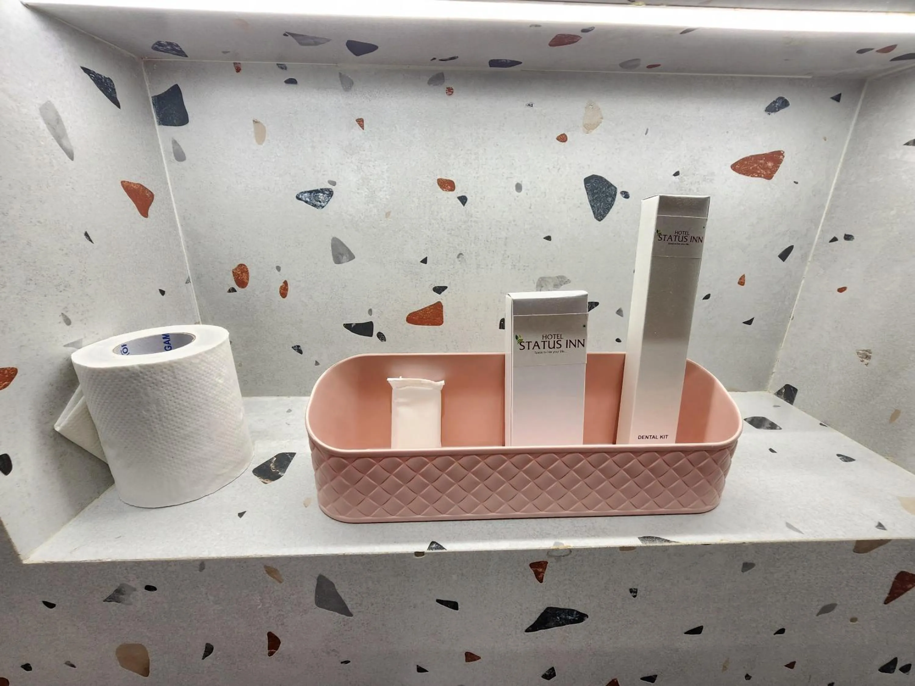 Bathroom in Hotel Statusinn, Ichalkaranji