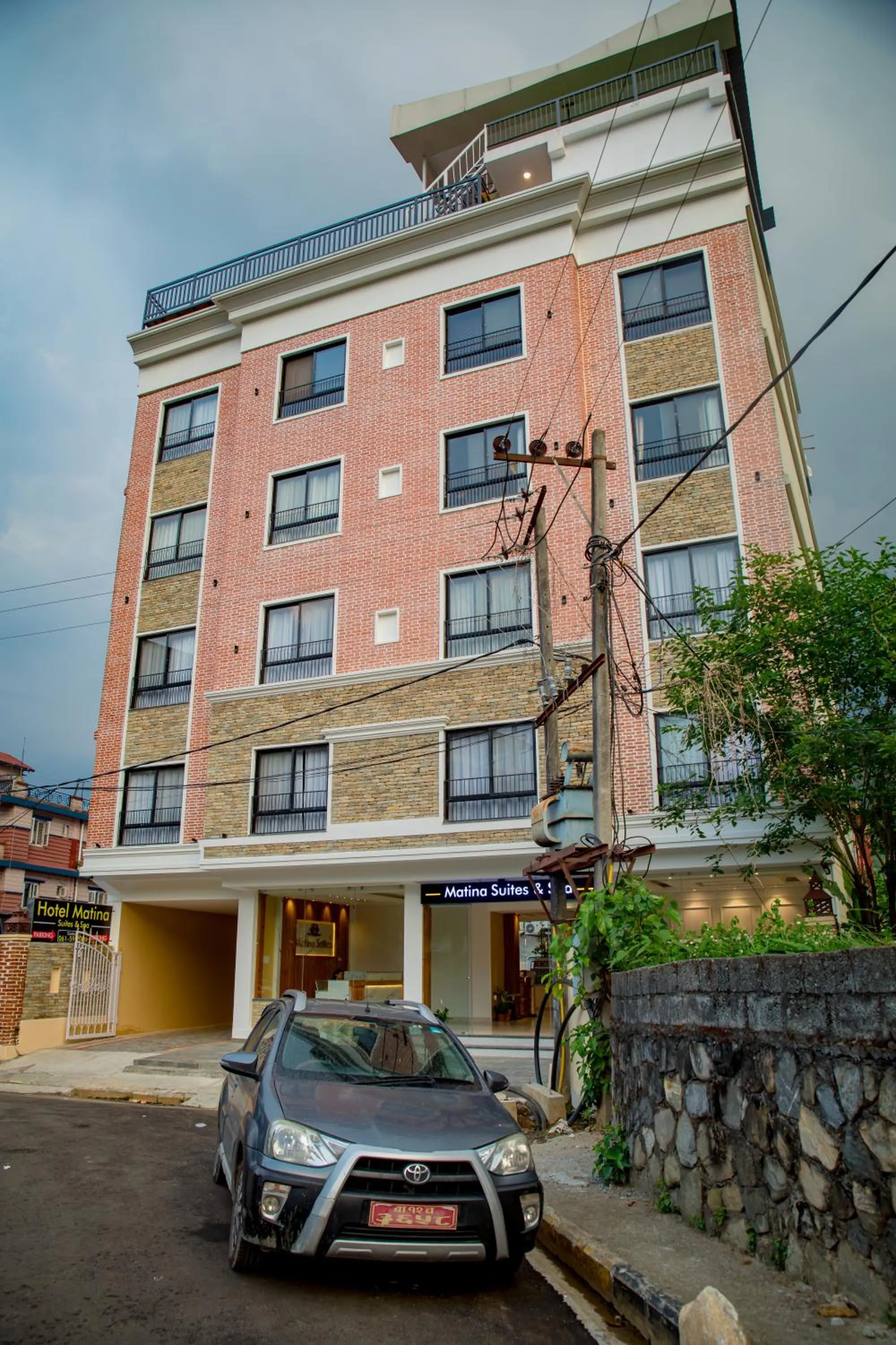 Property building in Hotel Matina Suites