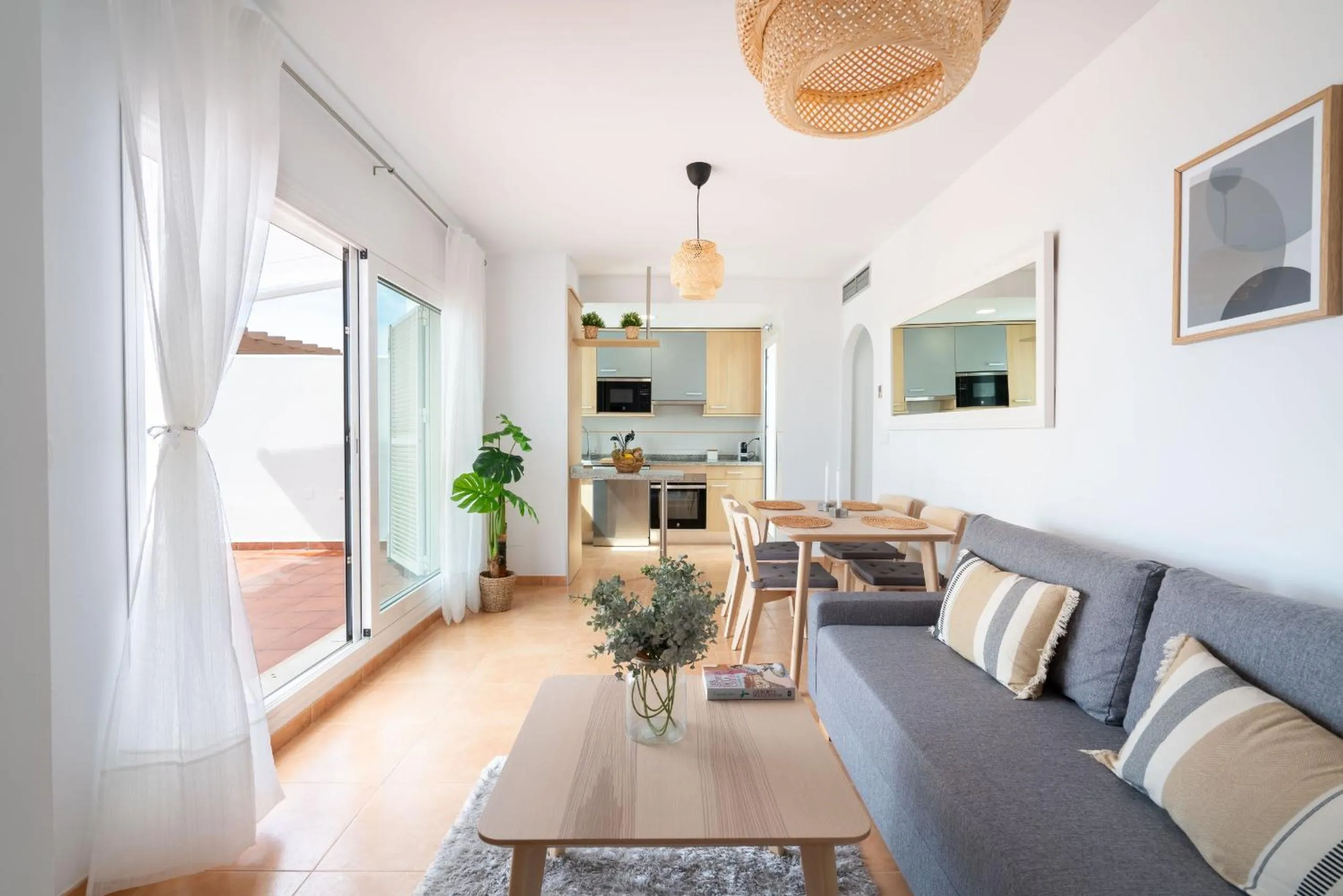 TV and multimedia in AlmeriaSuite Mojacar Breeze Apartments