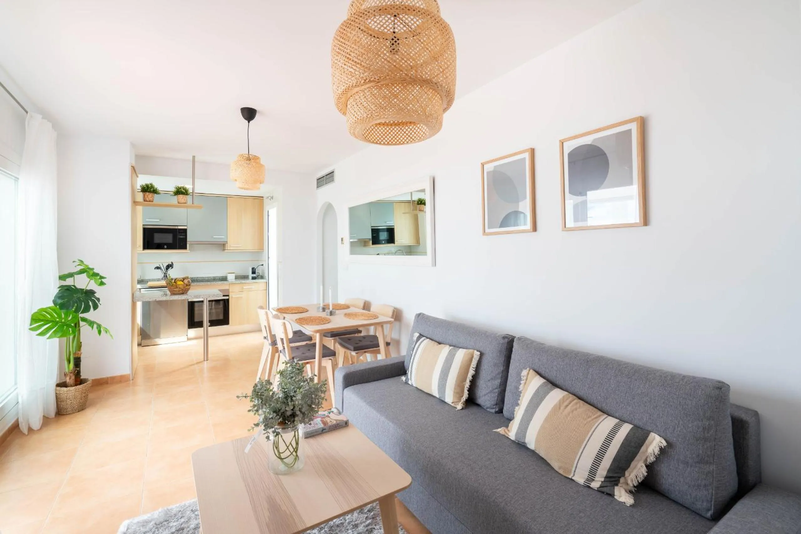 Kitchen or kitchenette in AlmeriaSuite Mojacar Breeze Apartments