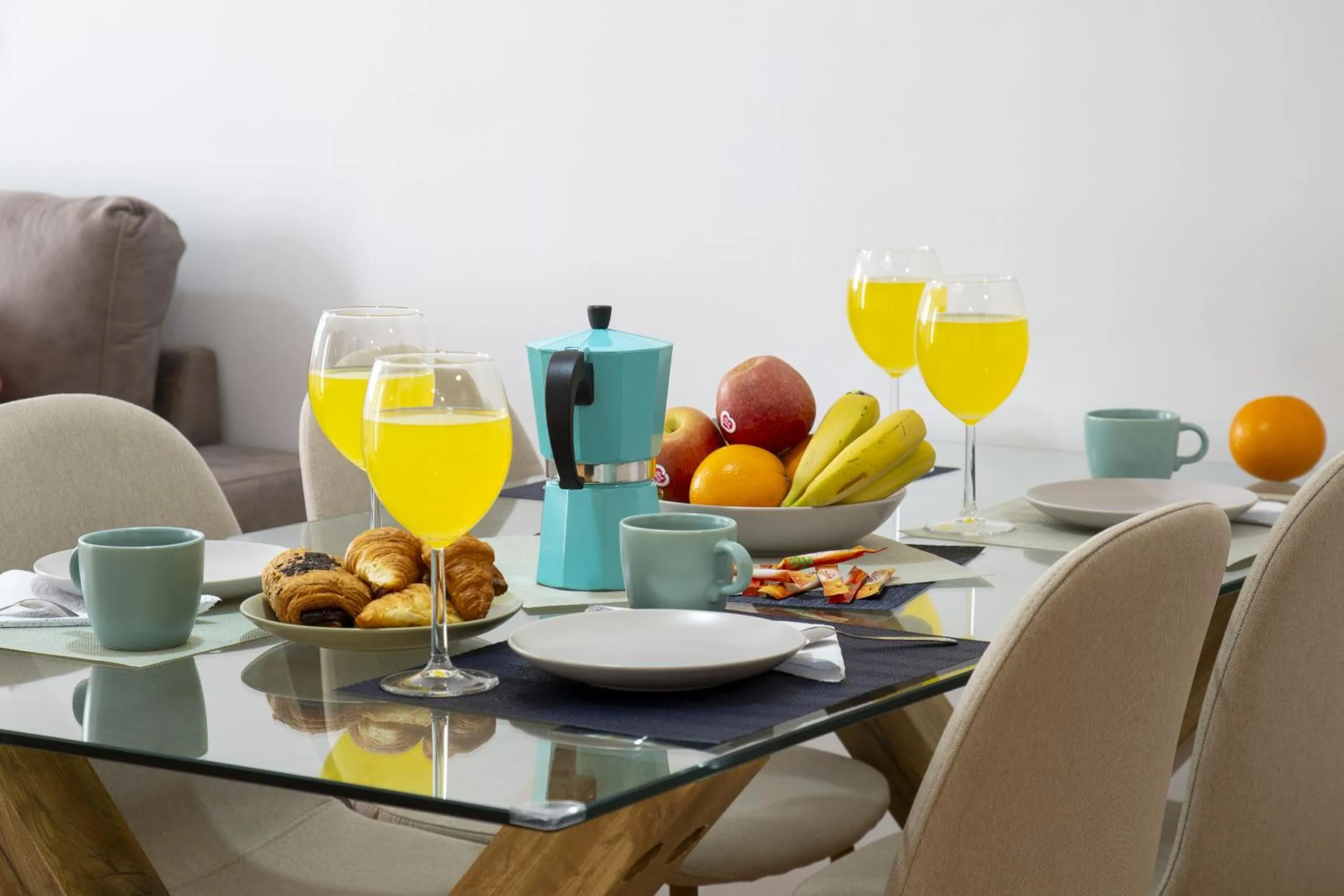 Dining area in AlmeriaSuite Mojacar Breeze Apartments