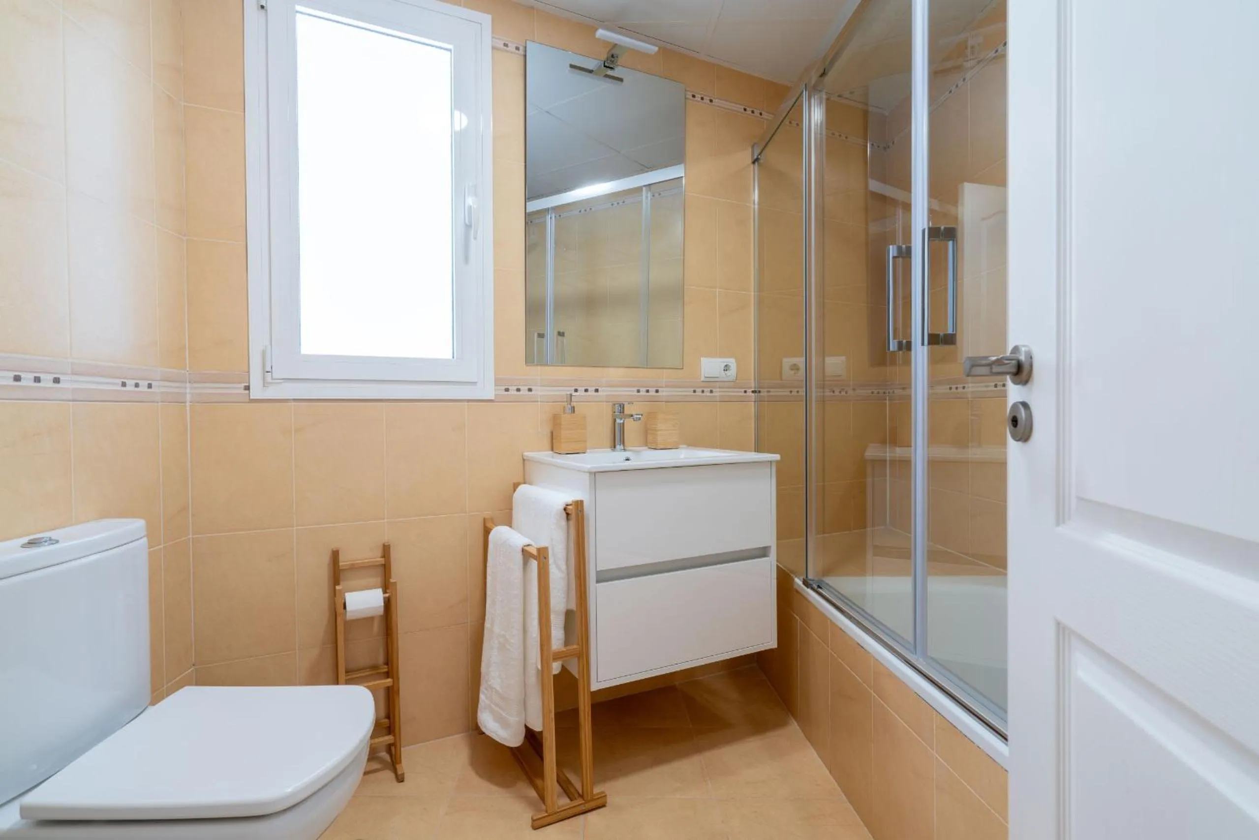 Shower in AlmeriaSuite Mojacar Breeze Apartments
