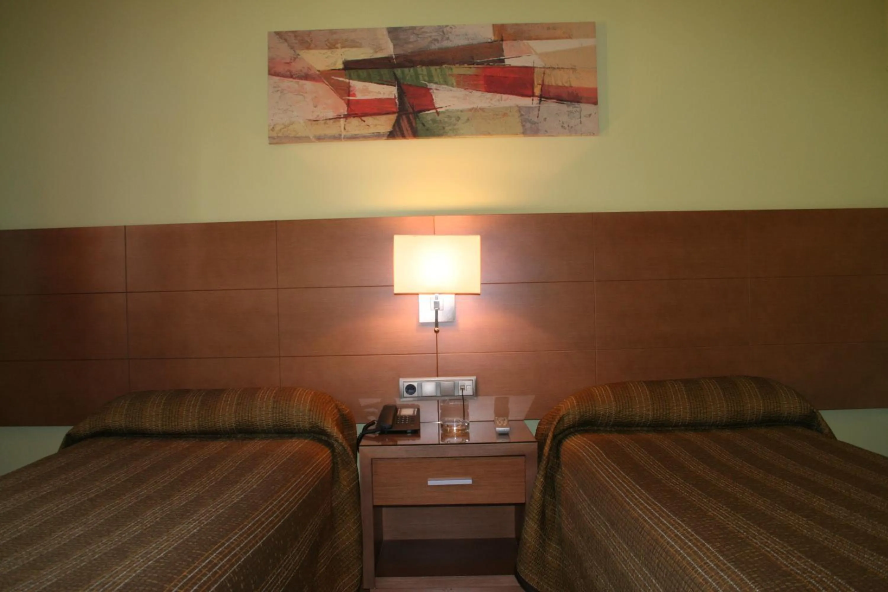 Bedroom, Bed in Hotel 4C Puerta Europa