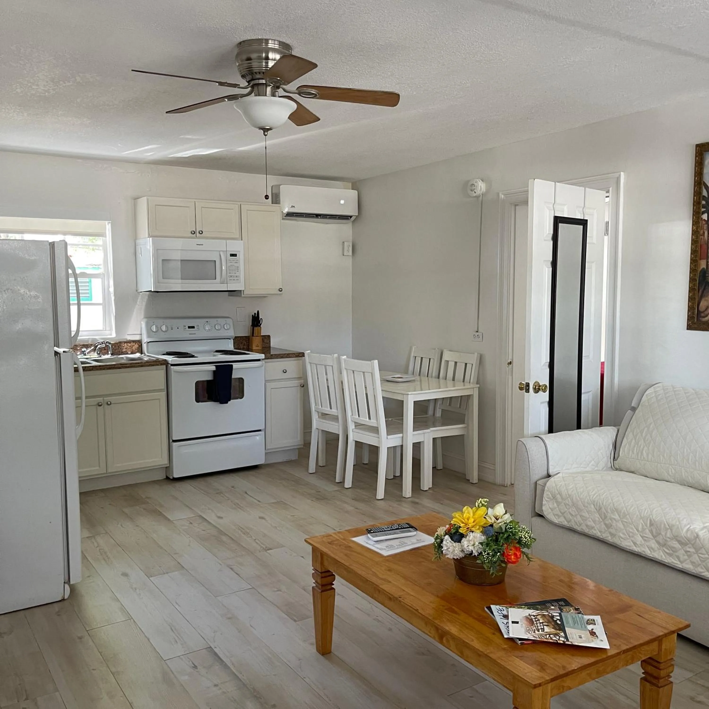 Kitchen or kitchenette in Kings Kamp