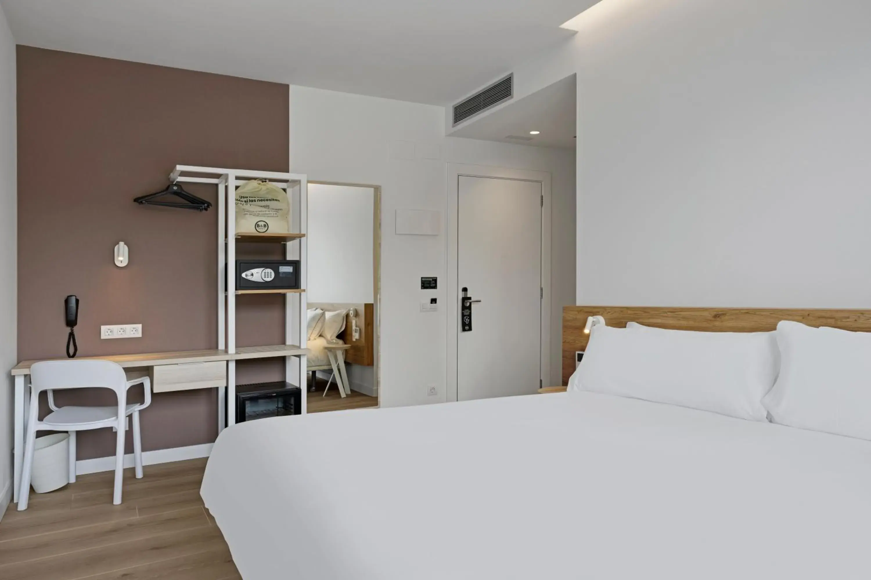 Premium Double Room with Terrace in B&B HOTEL Castro Urdiales Premium Double Room with Terrace in B&B HOTEL Castro Urdiales