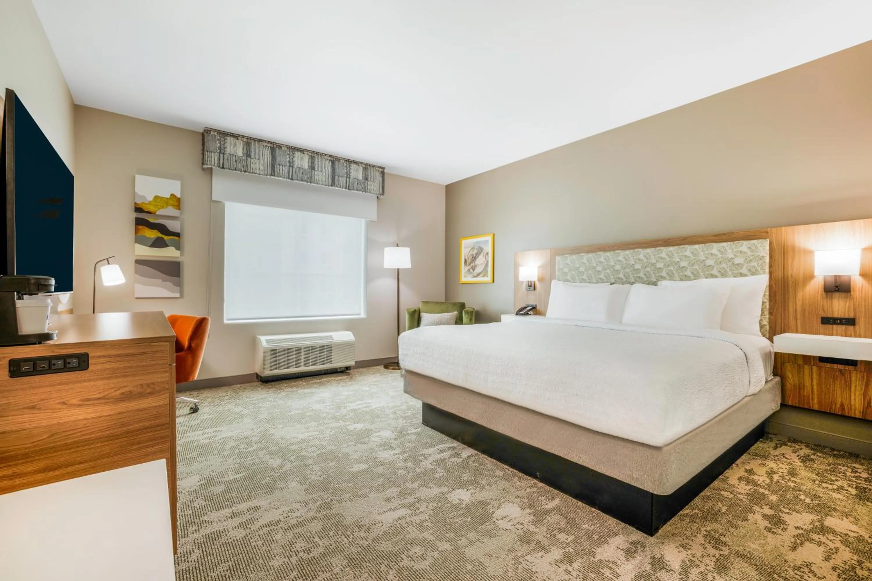 Bed in Hampton Inn Aurora Medical Center Denver